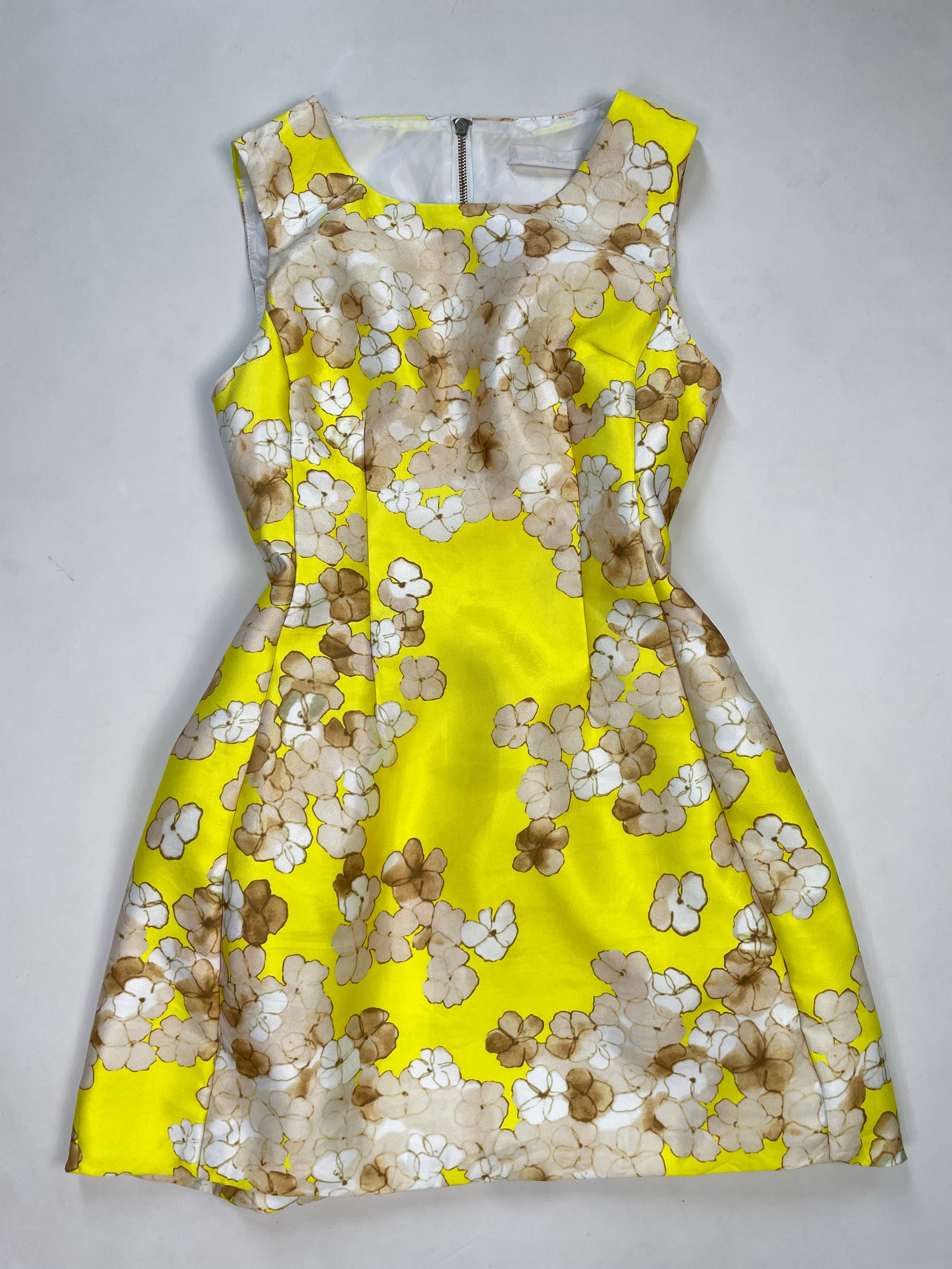 Dress-Bust 32