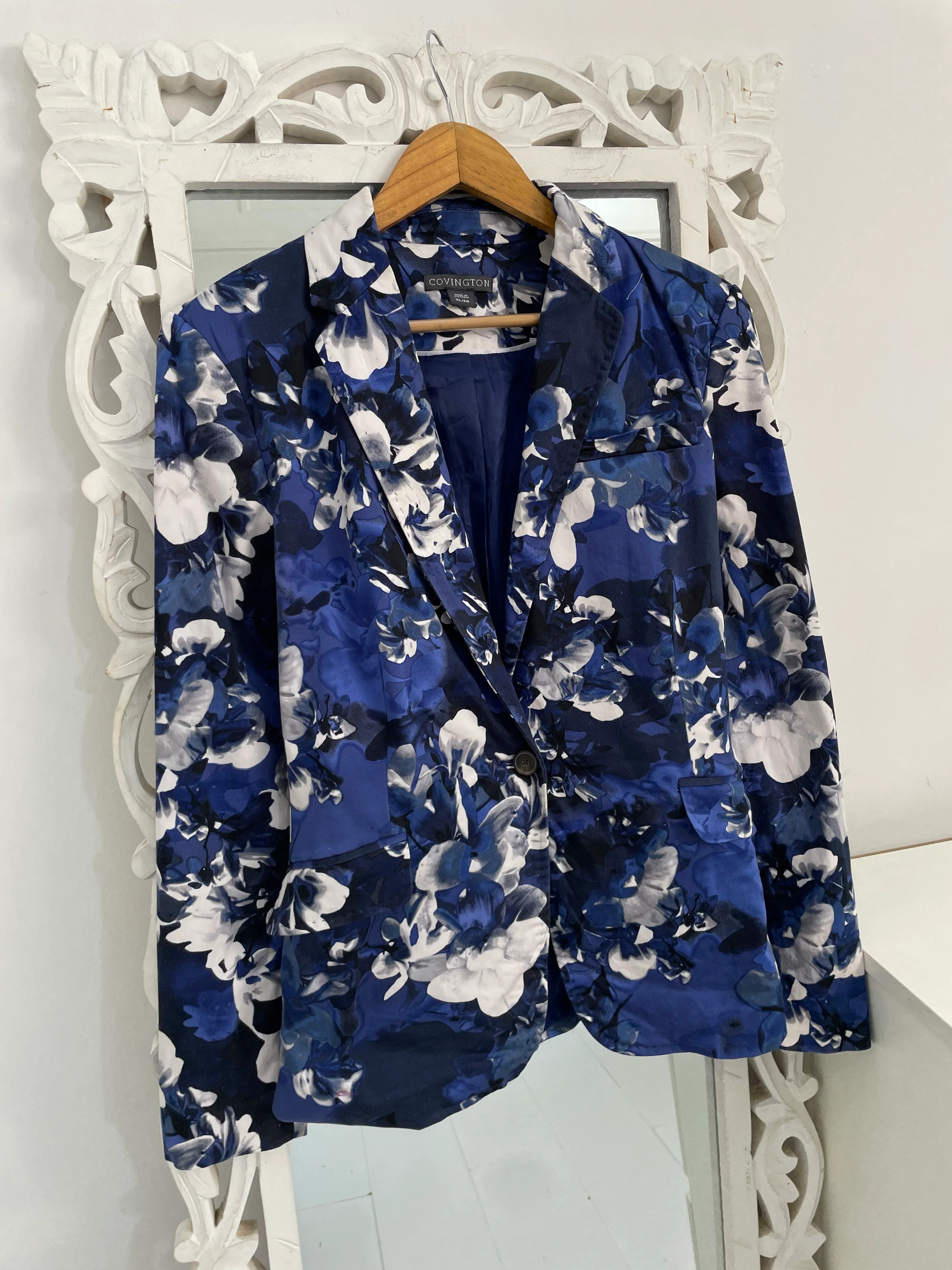 Covington Blazer-Bust 42