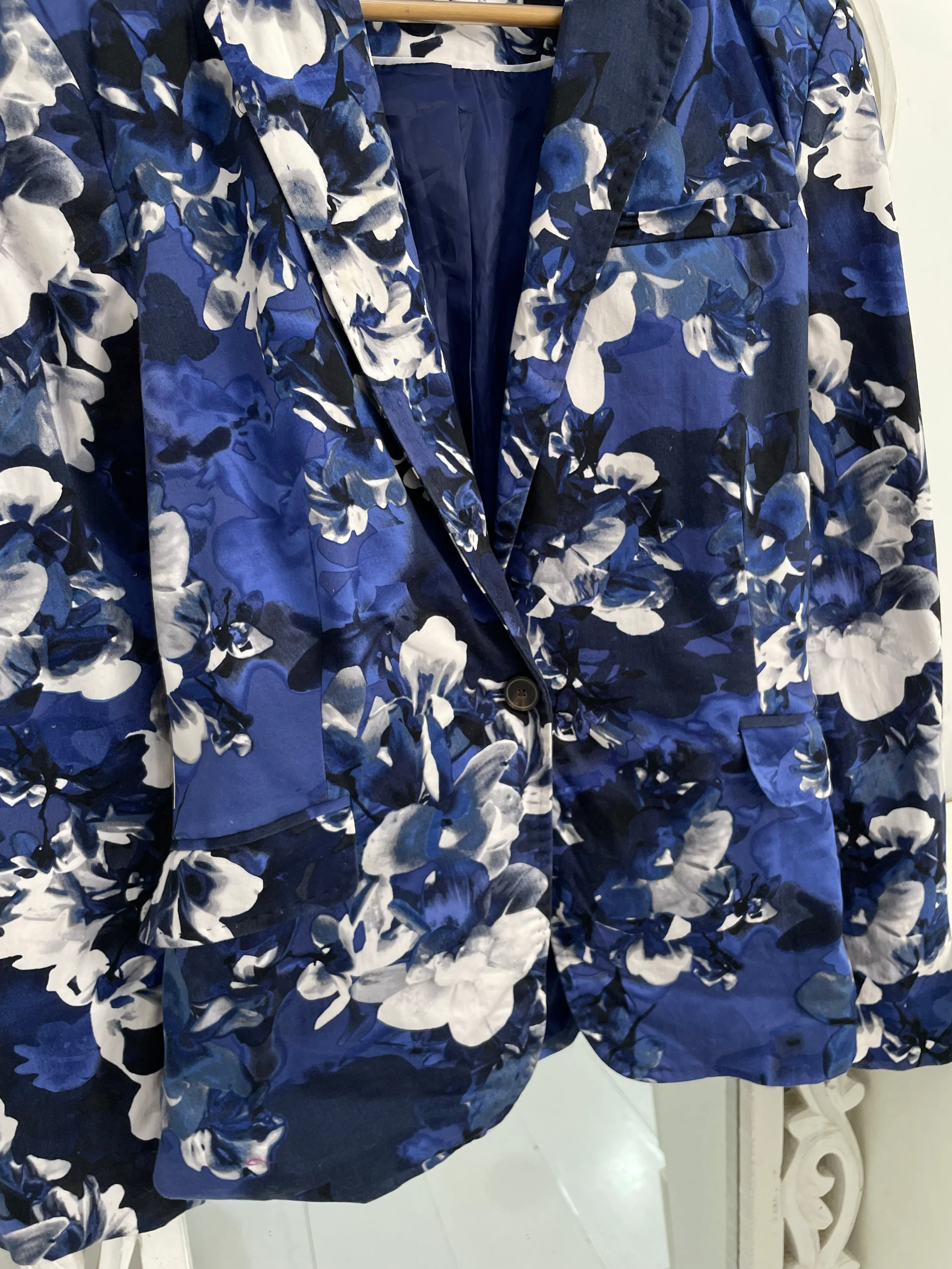 Covington Blazer-Bust 42 - Image 3