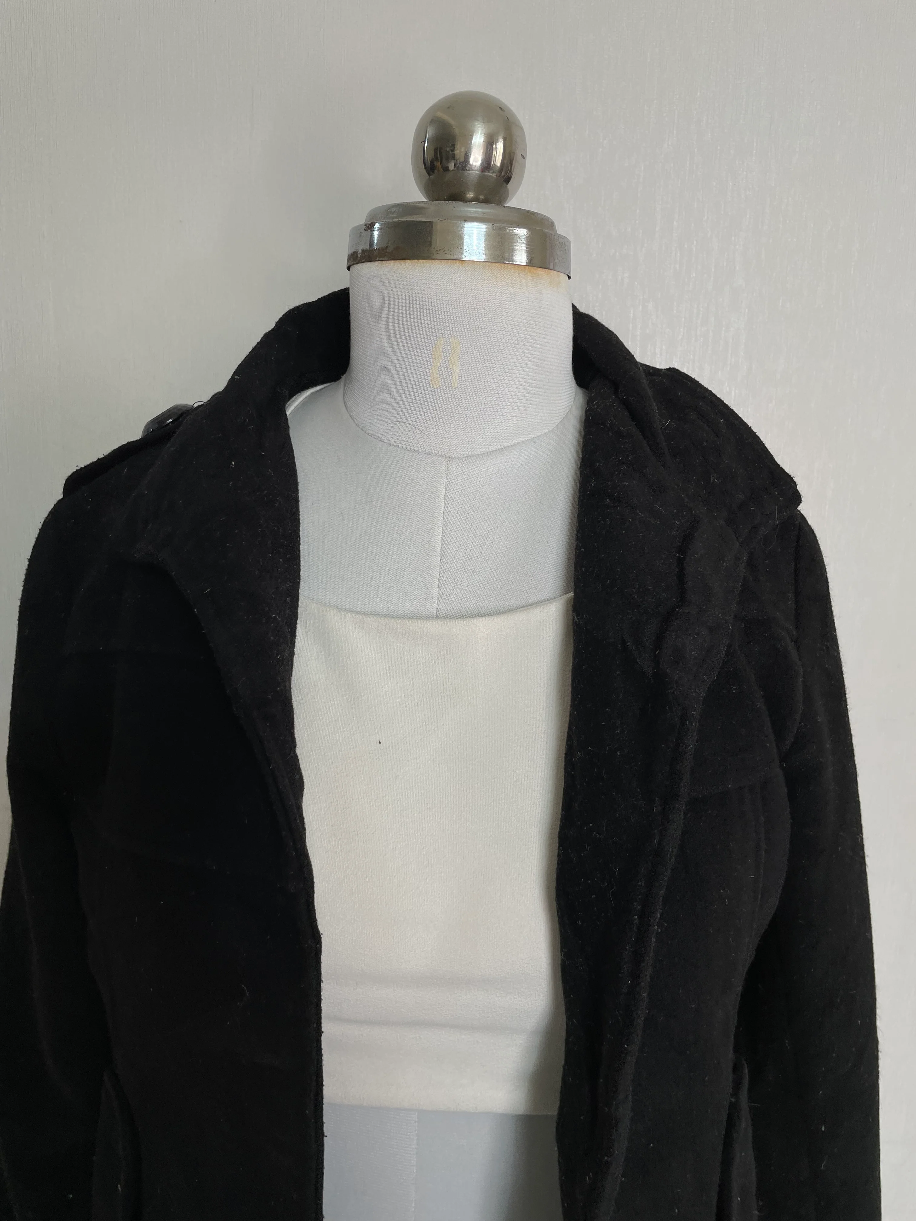 Black Thick Warm Coat -Bust 28 - Image 2