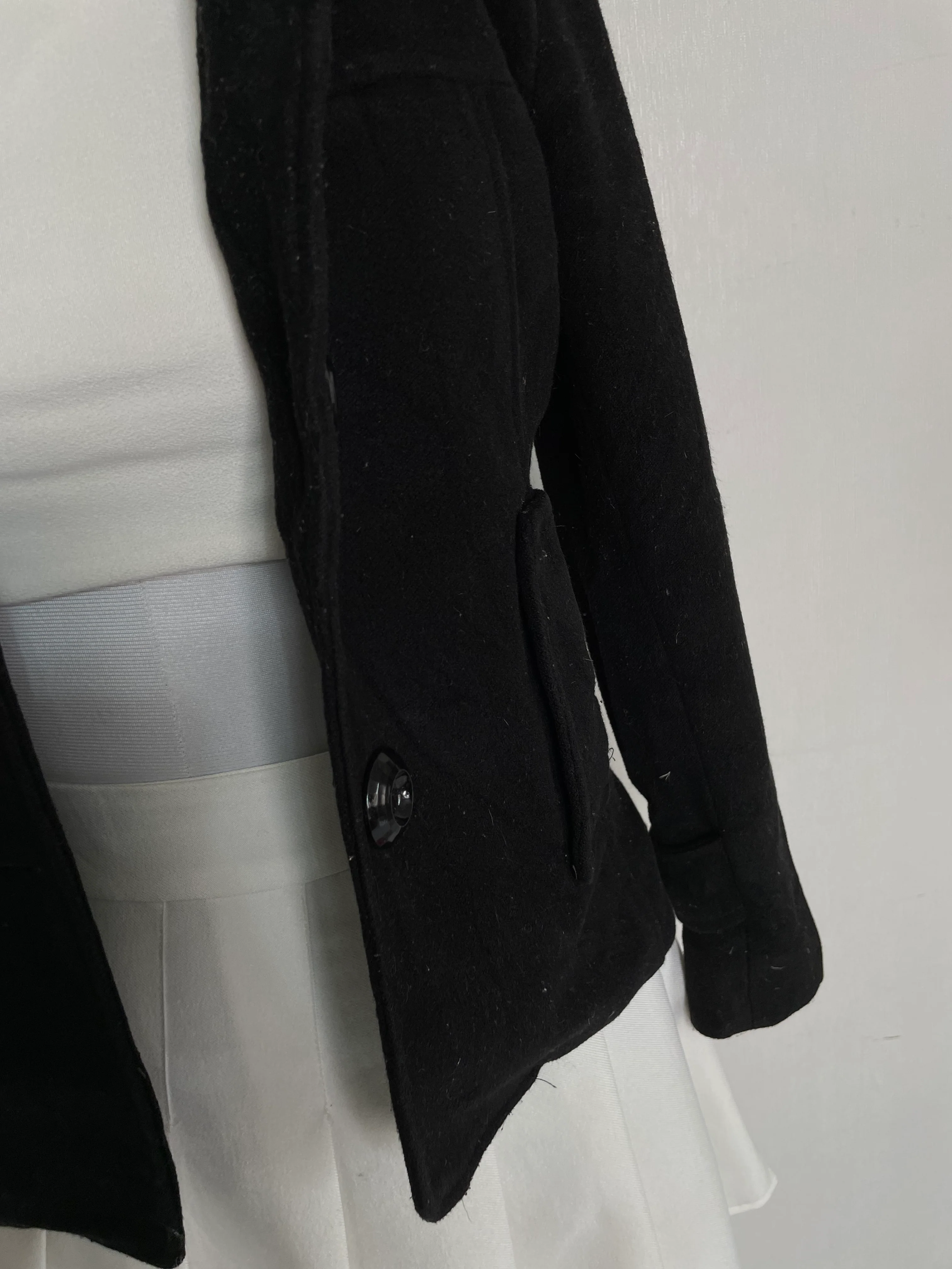 Black Thick Warm Coat -Bust 28 - Image 3