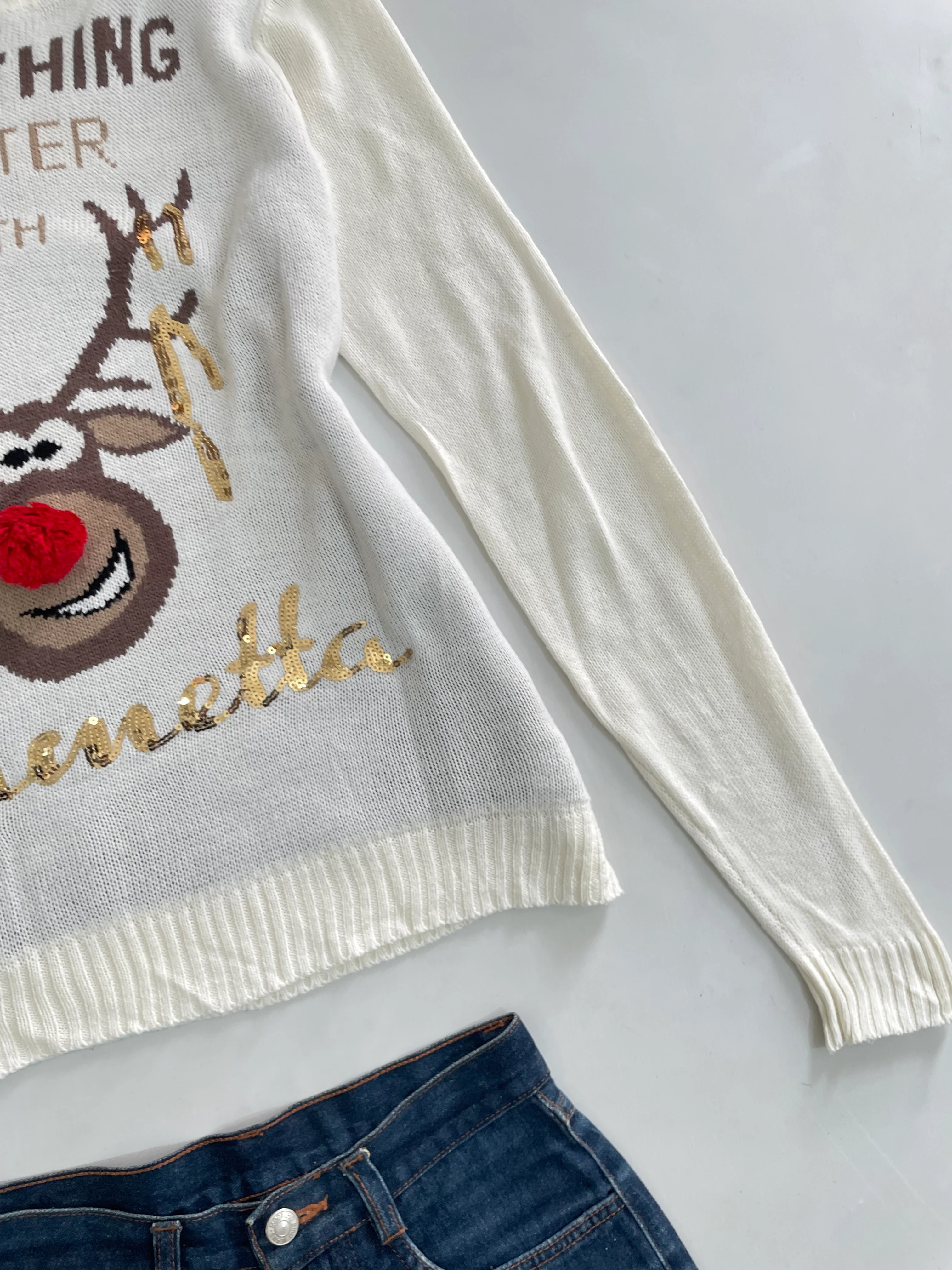 Christmas Sweater-Bust 36 - Image 3