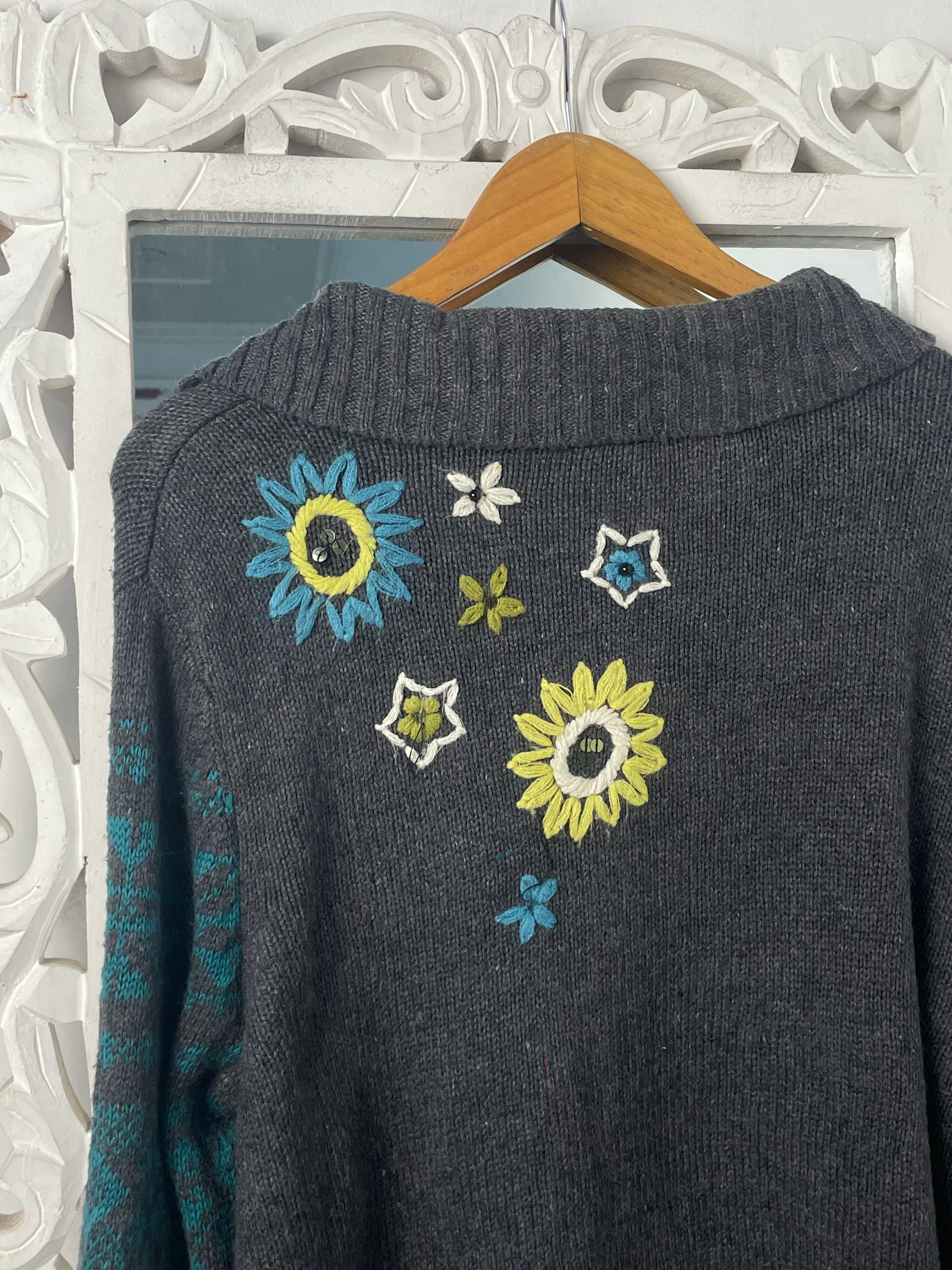Christopher&banks Embroidered Sweater-Bust 40 - Image 4