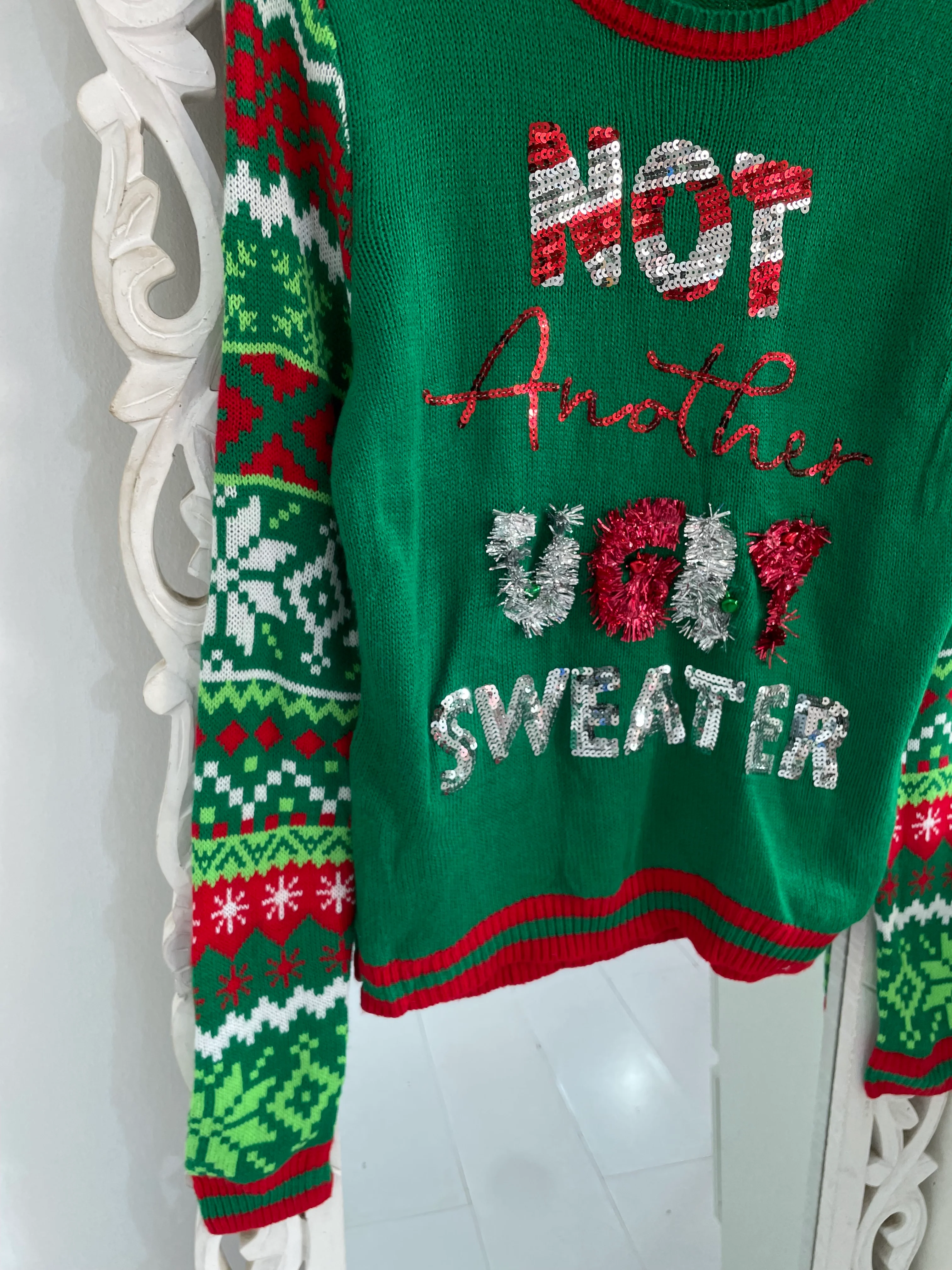 No Boundaries Christmas Sweater-Bust 36 - Image 2