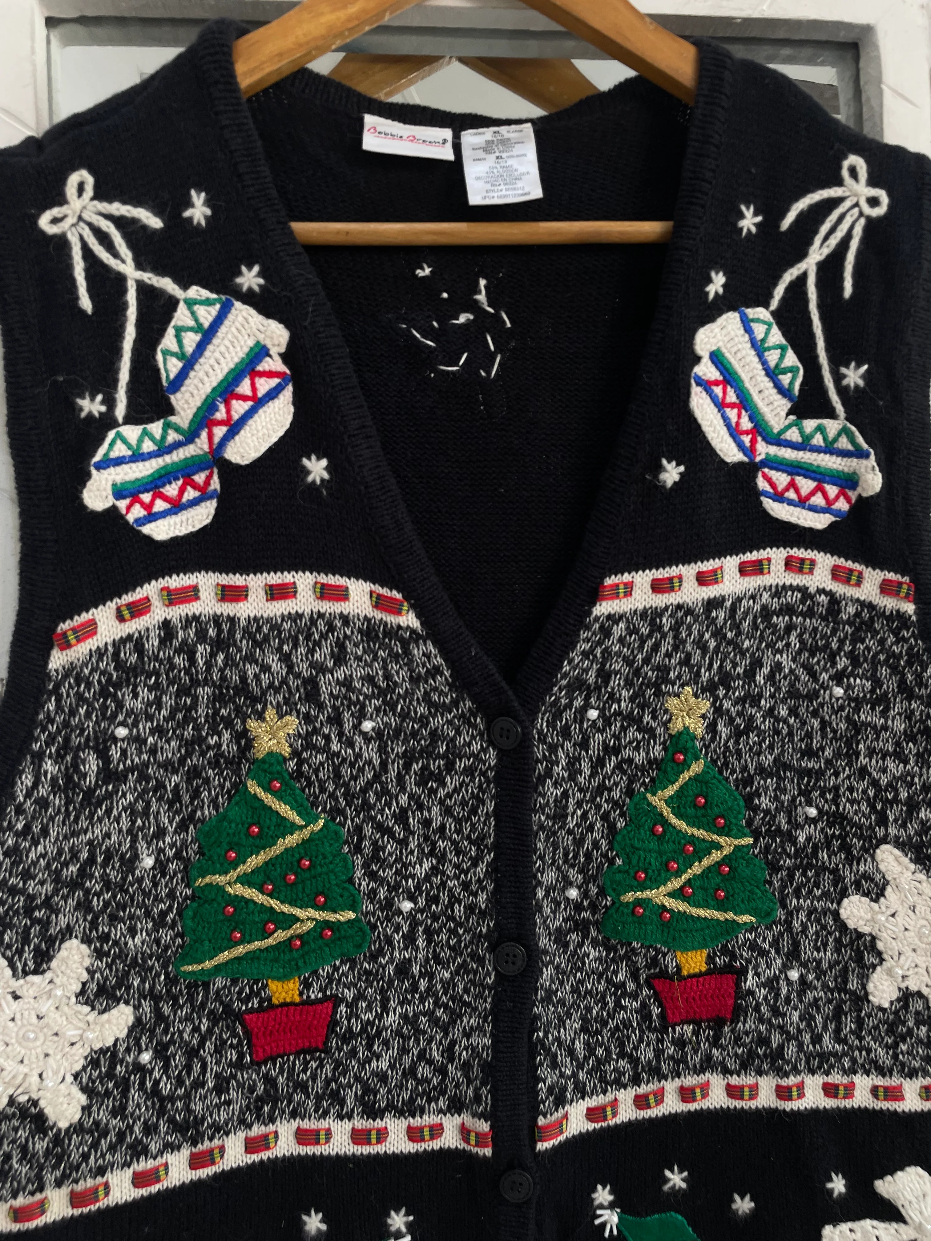 Bobbie Brooks Christmas Sweater Vest-Bust 44 - Image 2