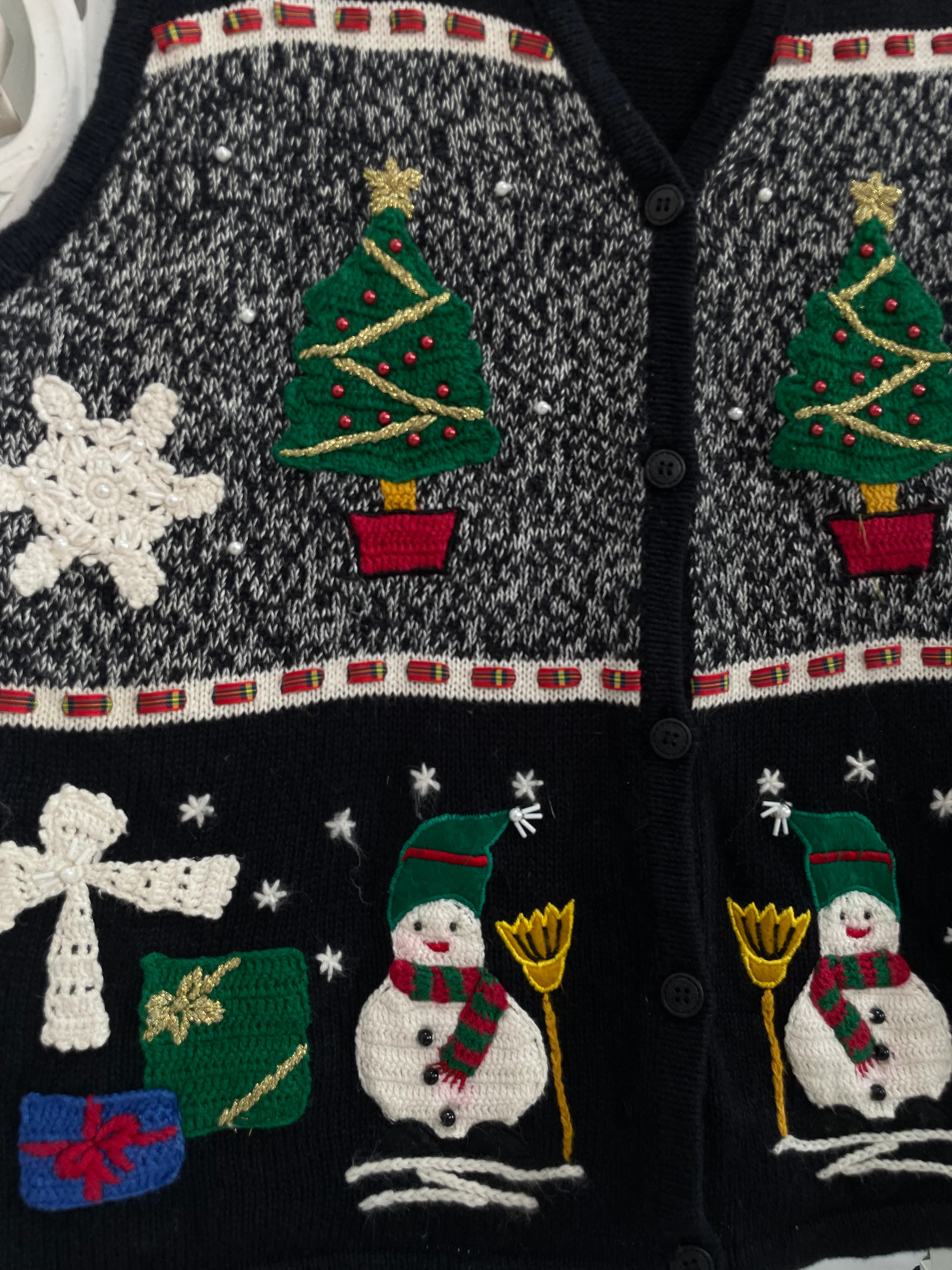 Bobbie Brooks Christmas Sweater Vest-Bust 44 - Image 3