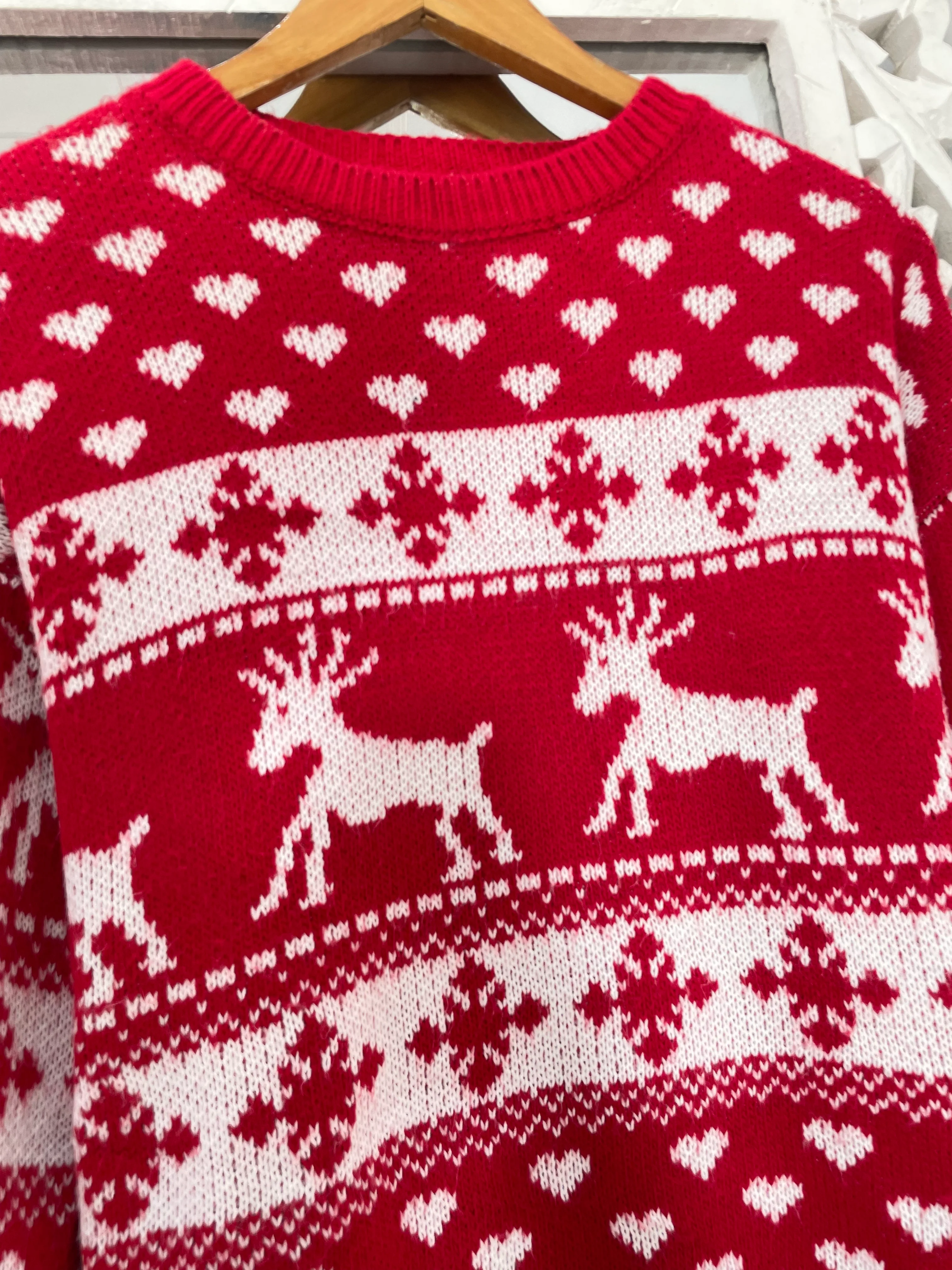 Christmas Sweater-Bust 44 - Image 2