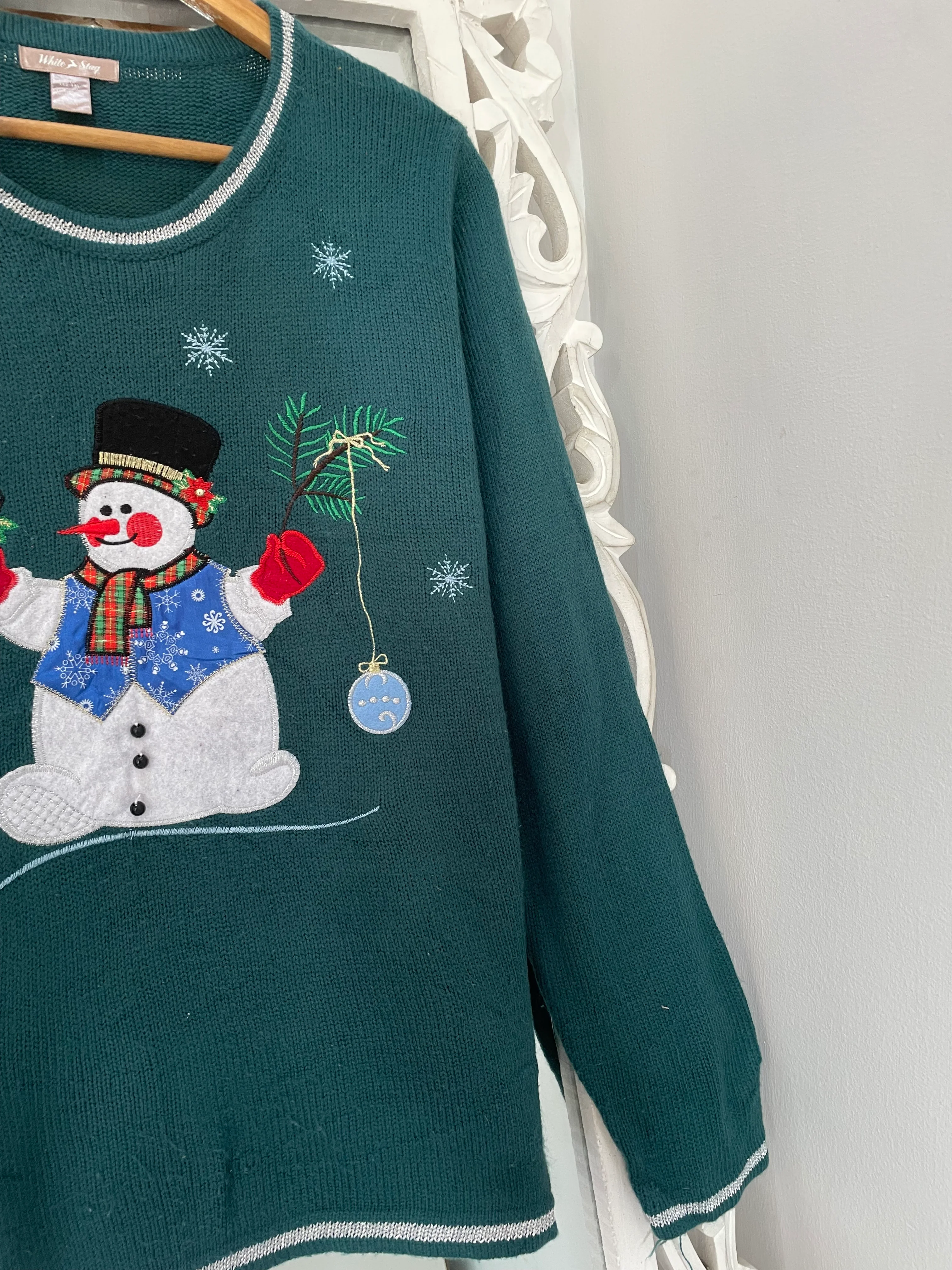 White Stag Embroidered Christmas Sweater-Bust 42 - Image 3
