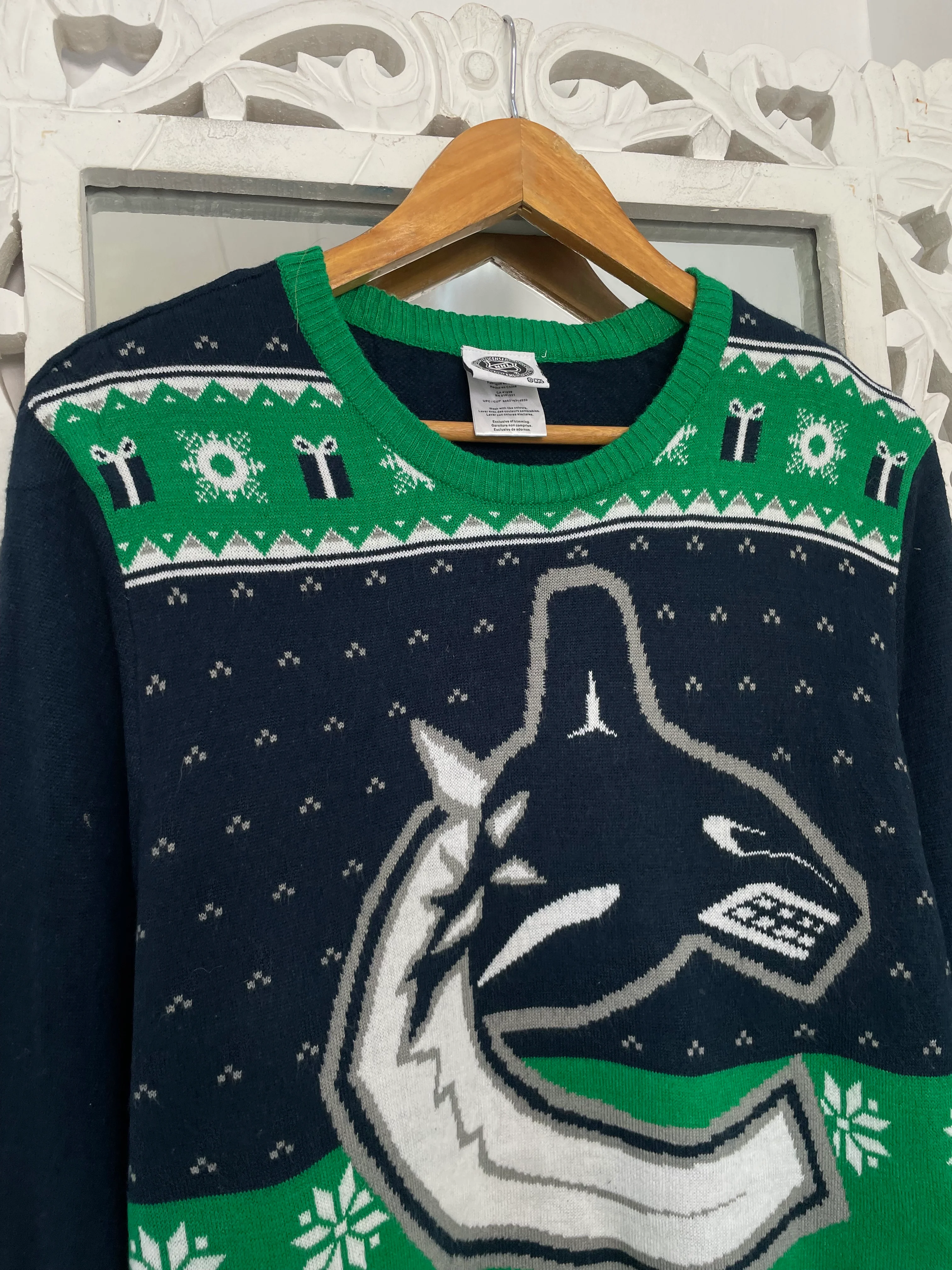 Christmas Sweater-Chest 40 - Image 2