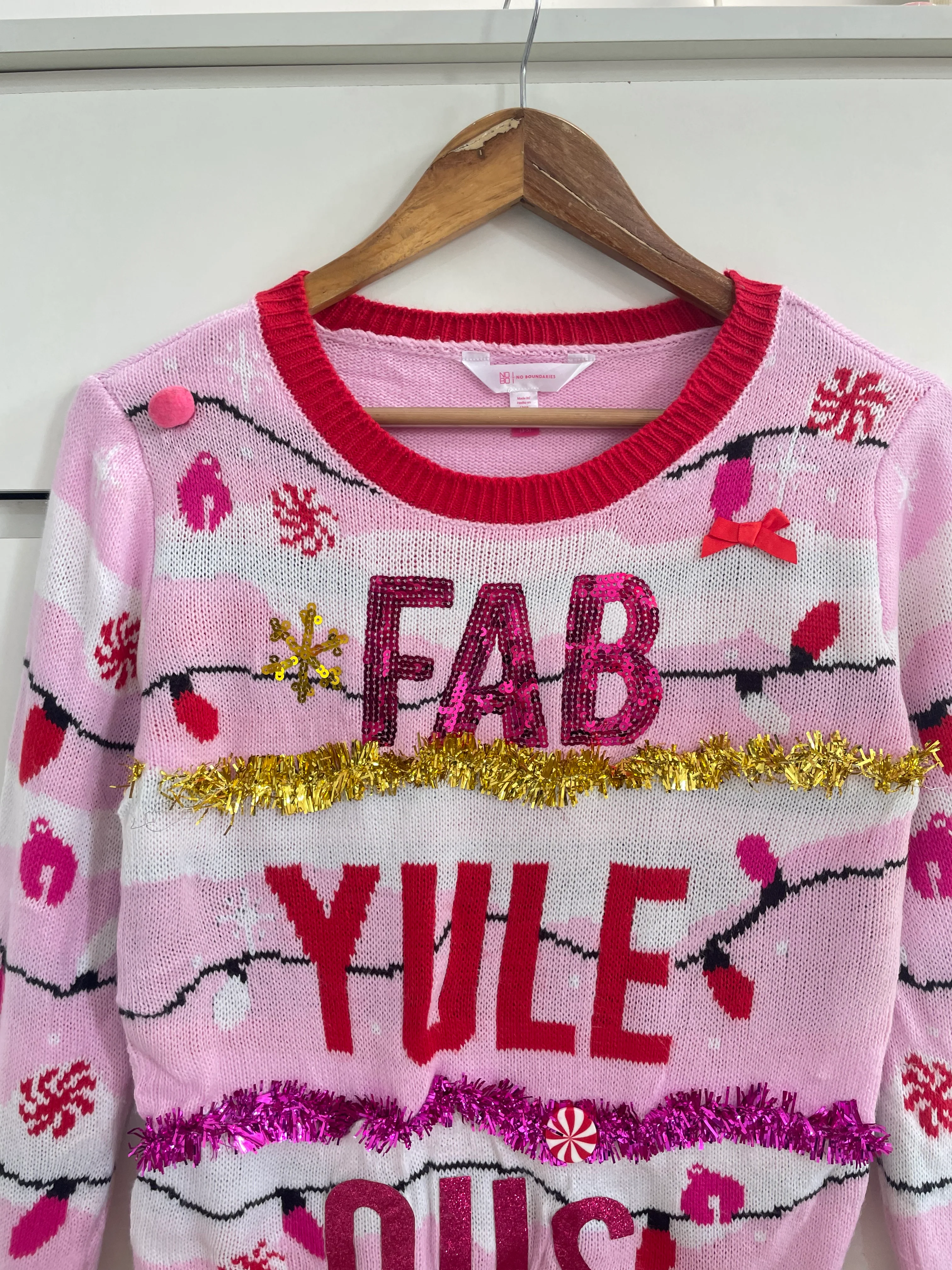 Christmas Sweater-Chest 32 - Image 2