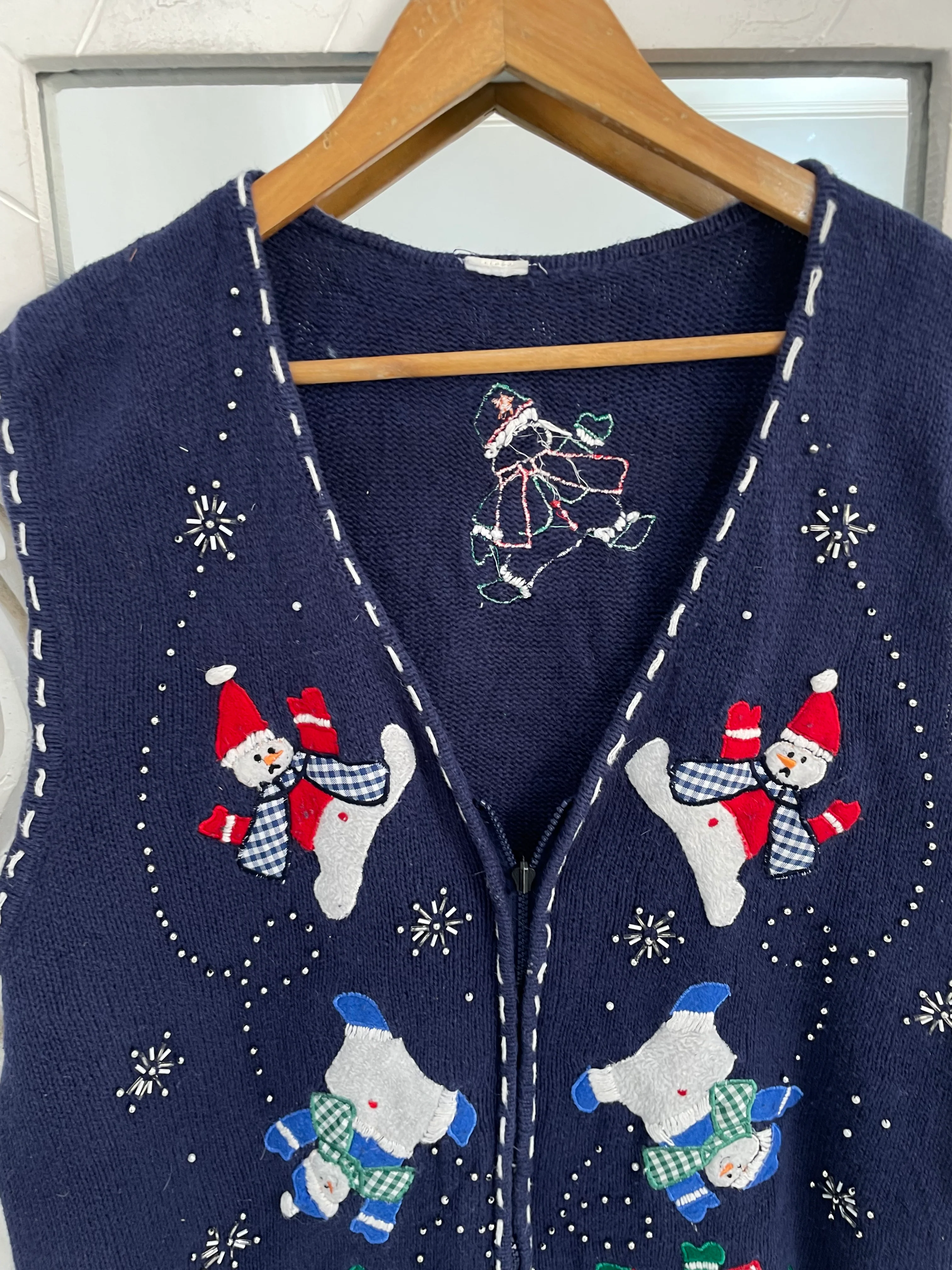 Christmas Sweater Vest-Bust 46 - Image 2