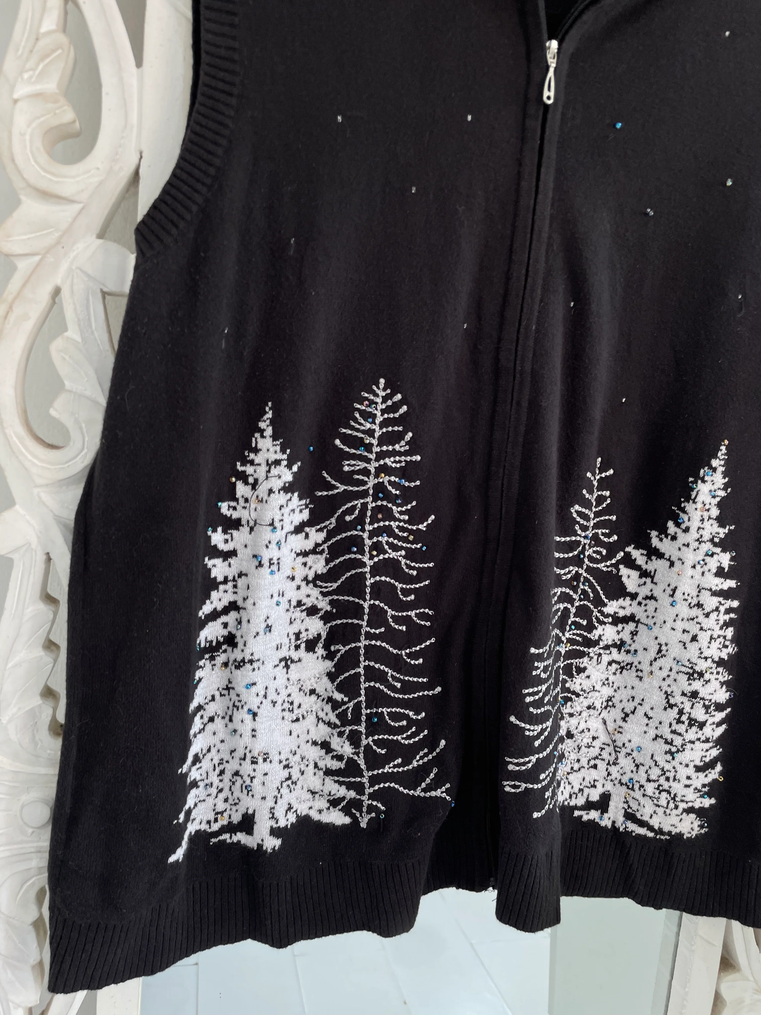 Christopher & Banks Christmas Sweater Vest-Bust 44 - Image 3