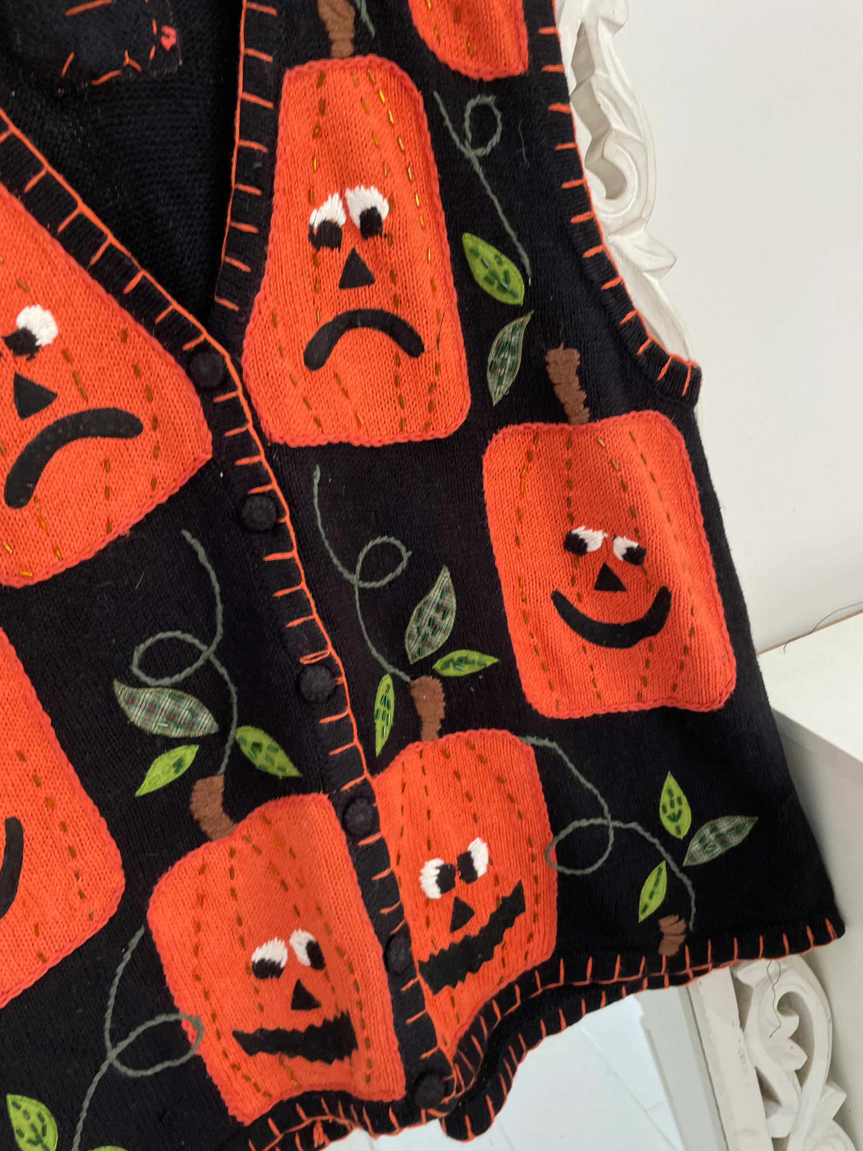Bobbie Brooks Christmas Sweater Vest-Bust 46 - Image 3