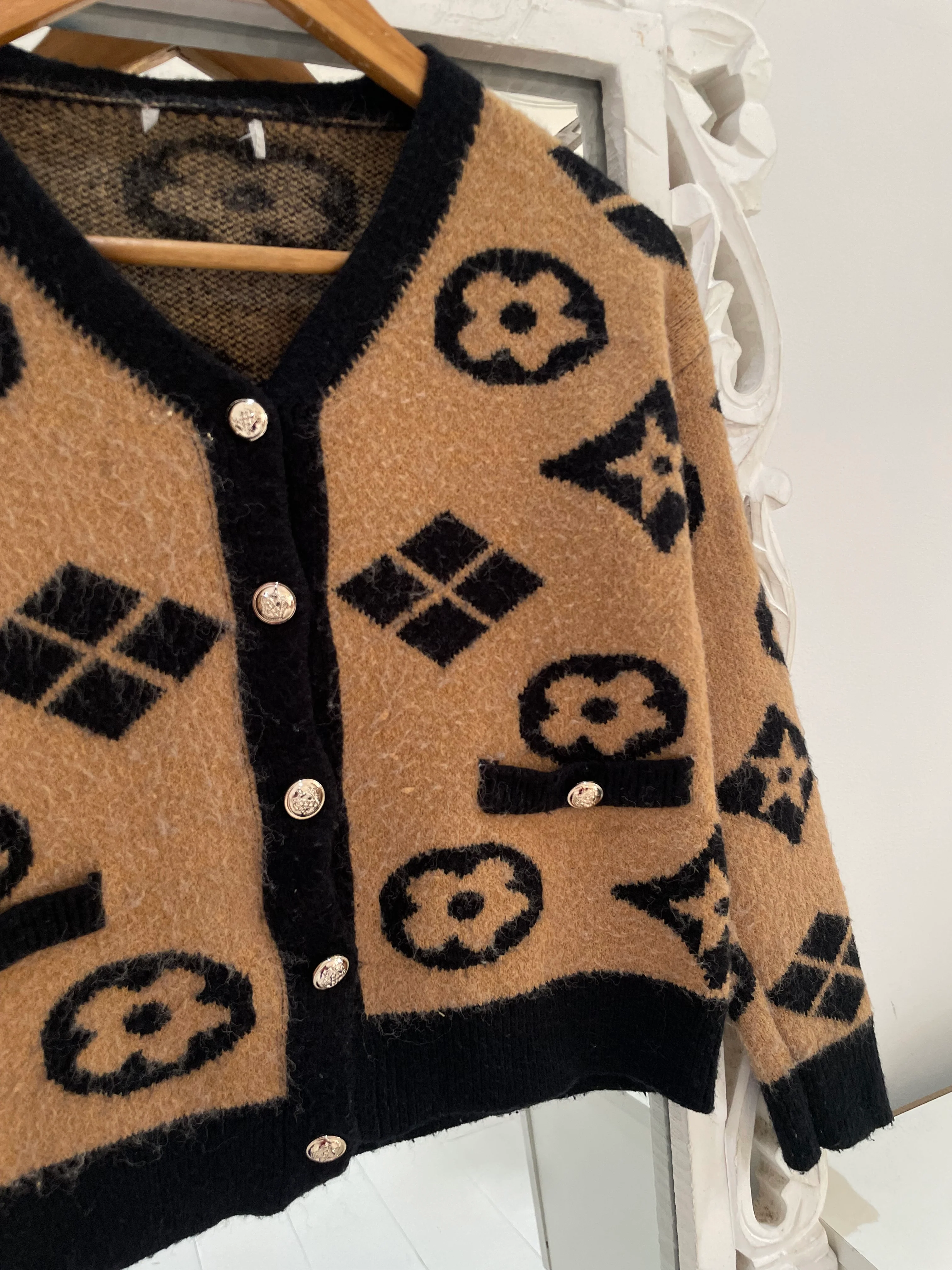 Chunky Pinterest Sweater-Bust 34 - Image 3