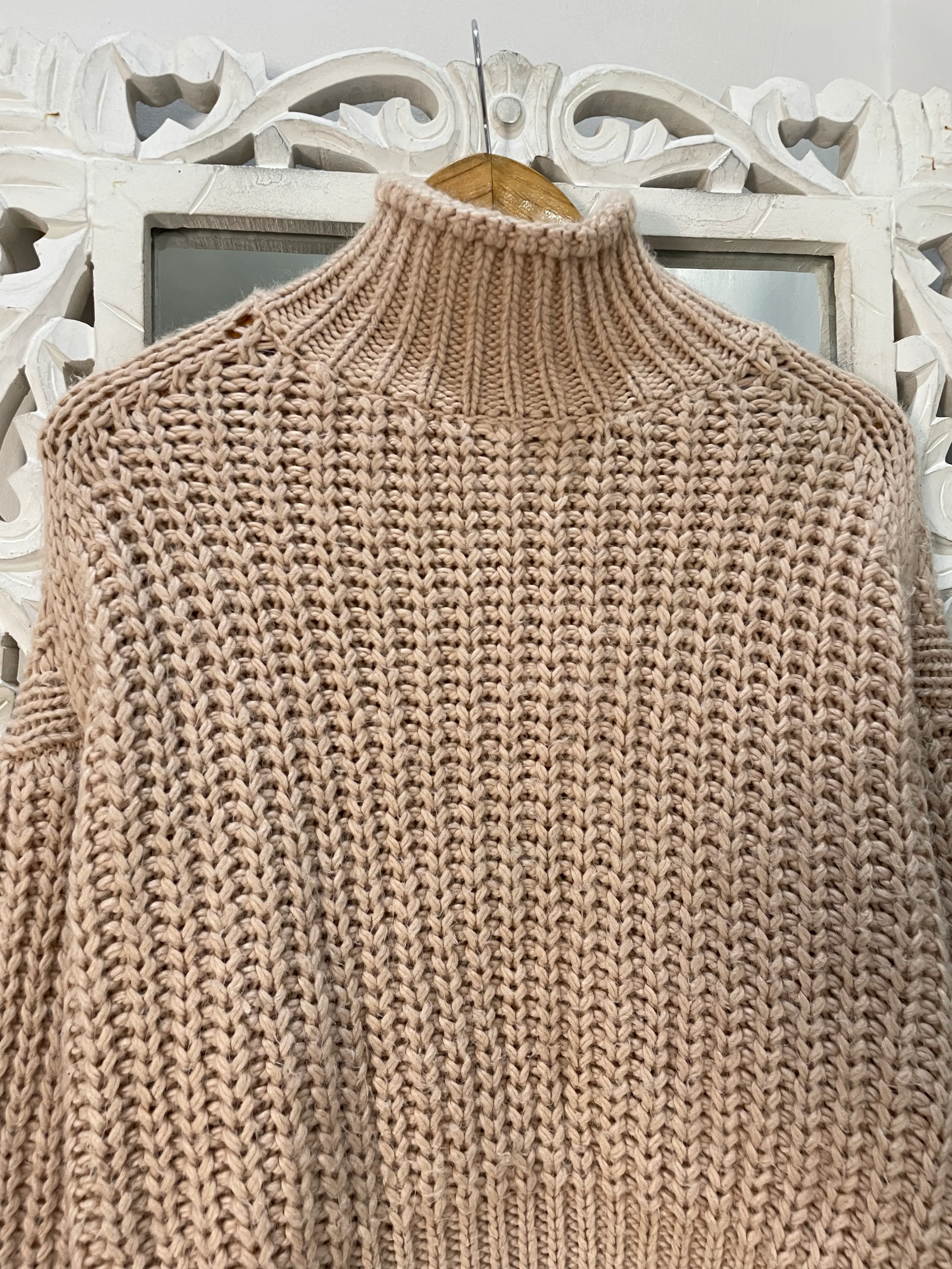 H&M Chunky Pinterest Sweater-Chest 48 - Image 2
