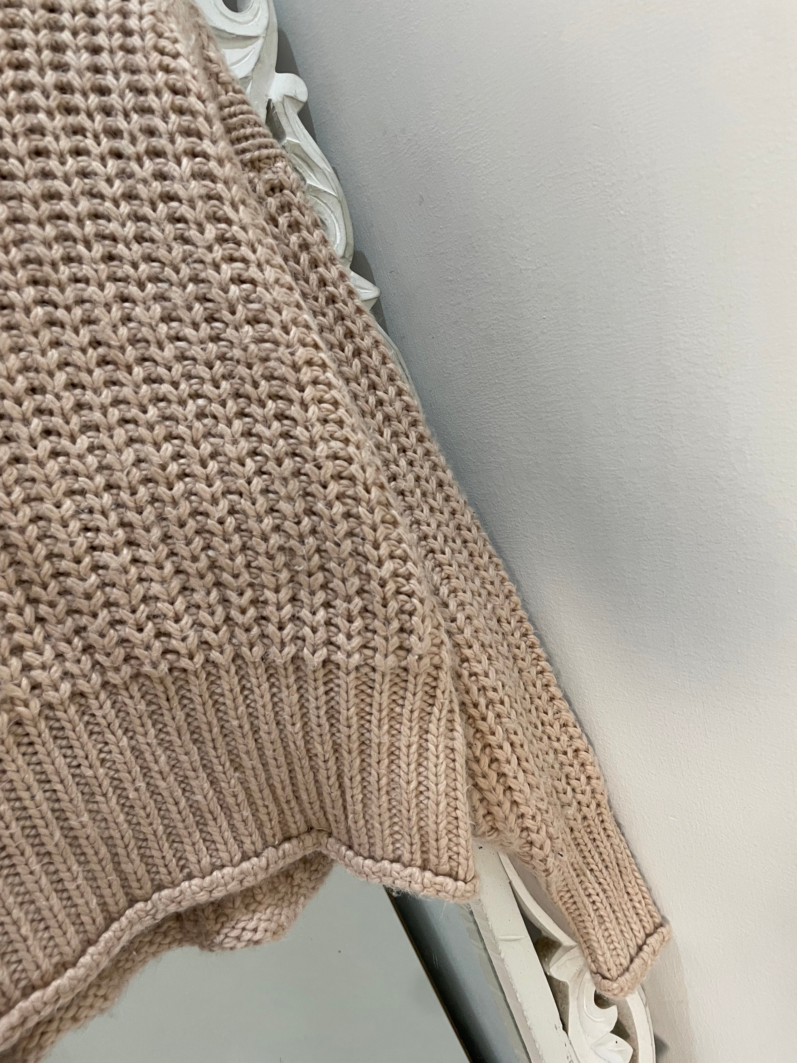 H&M Chunky Pinterest Sweater-Chest 48 - Image 3