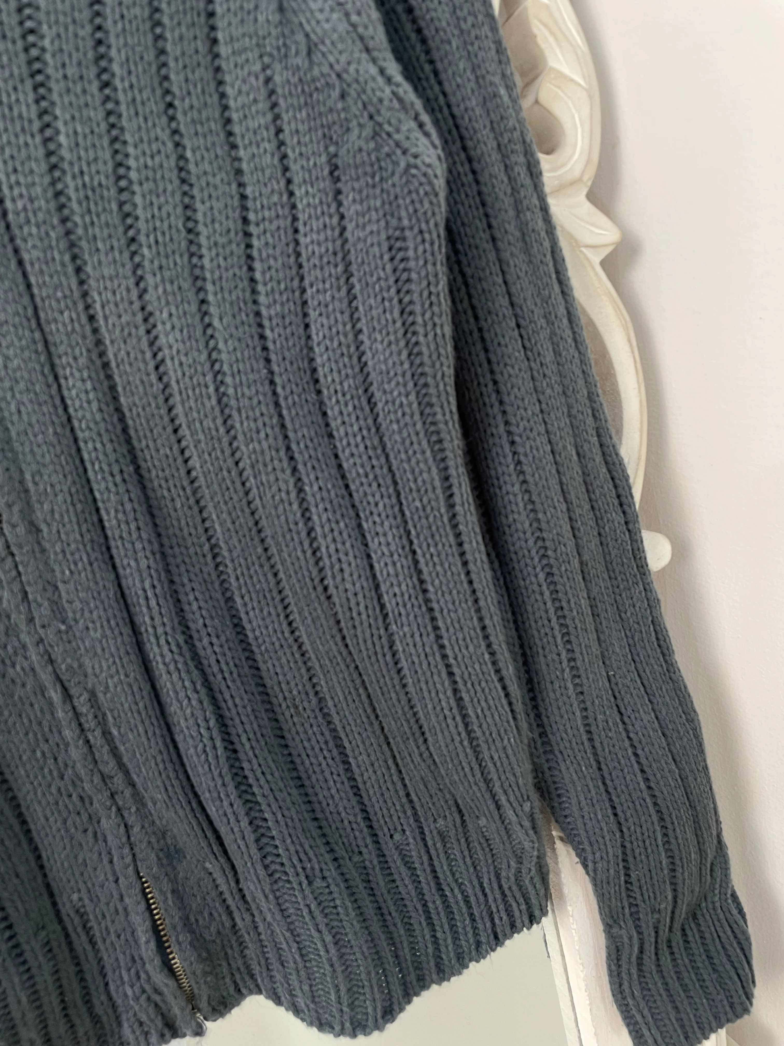Chunky Soft Sweater-Bust 34 - Image 3
