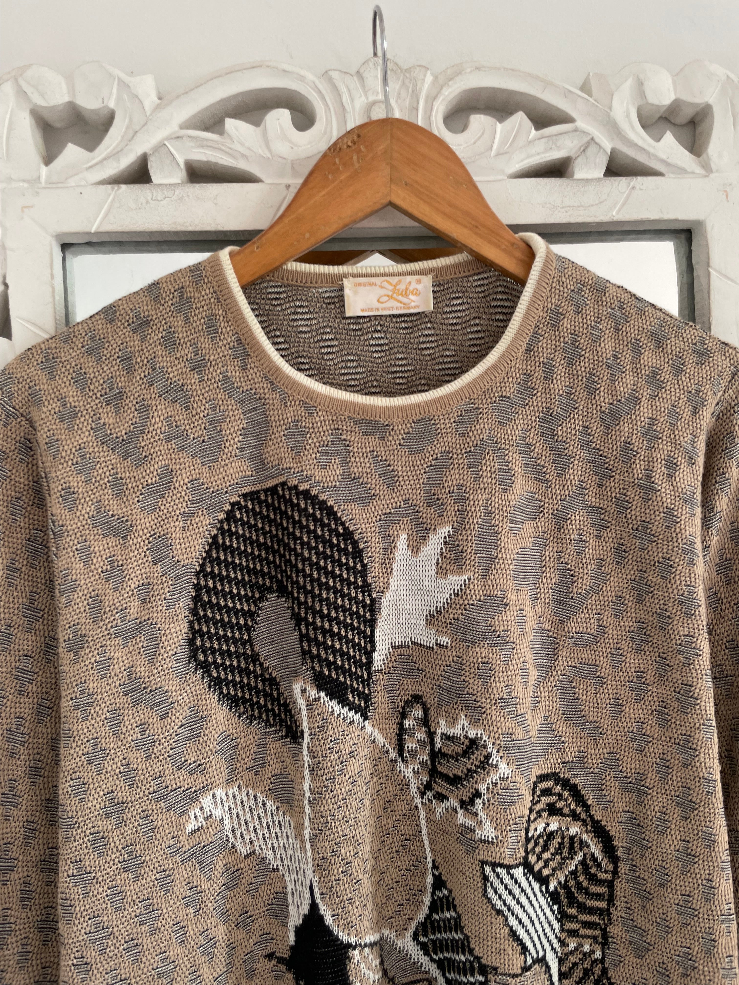 Vintage Soft Sweater-Chest 46 - Image 2
