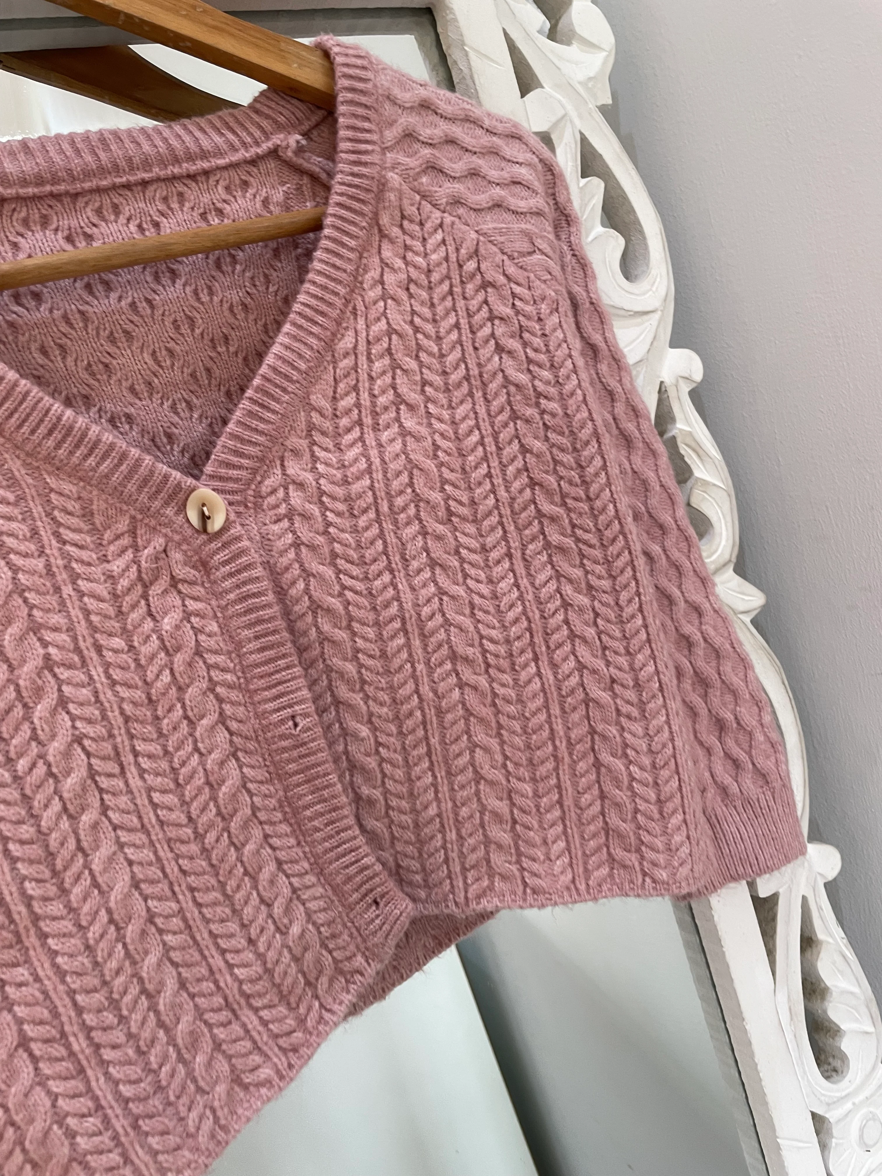 Chunky Sweater-Bust 34 - Image 3