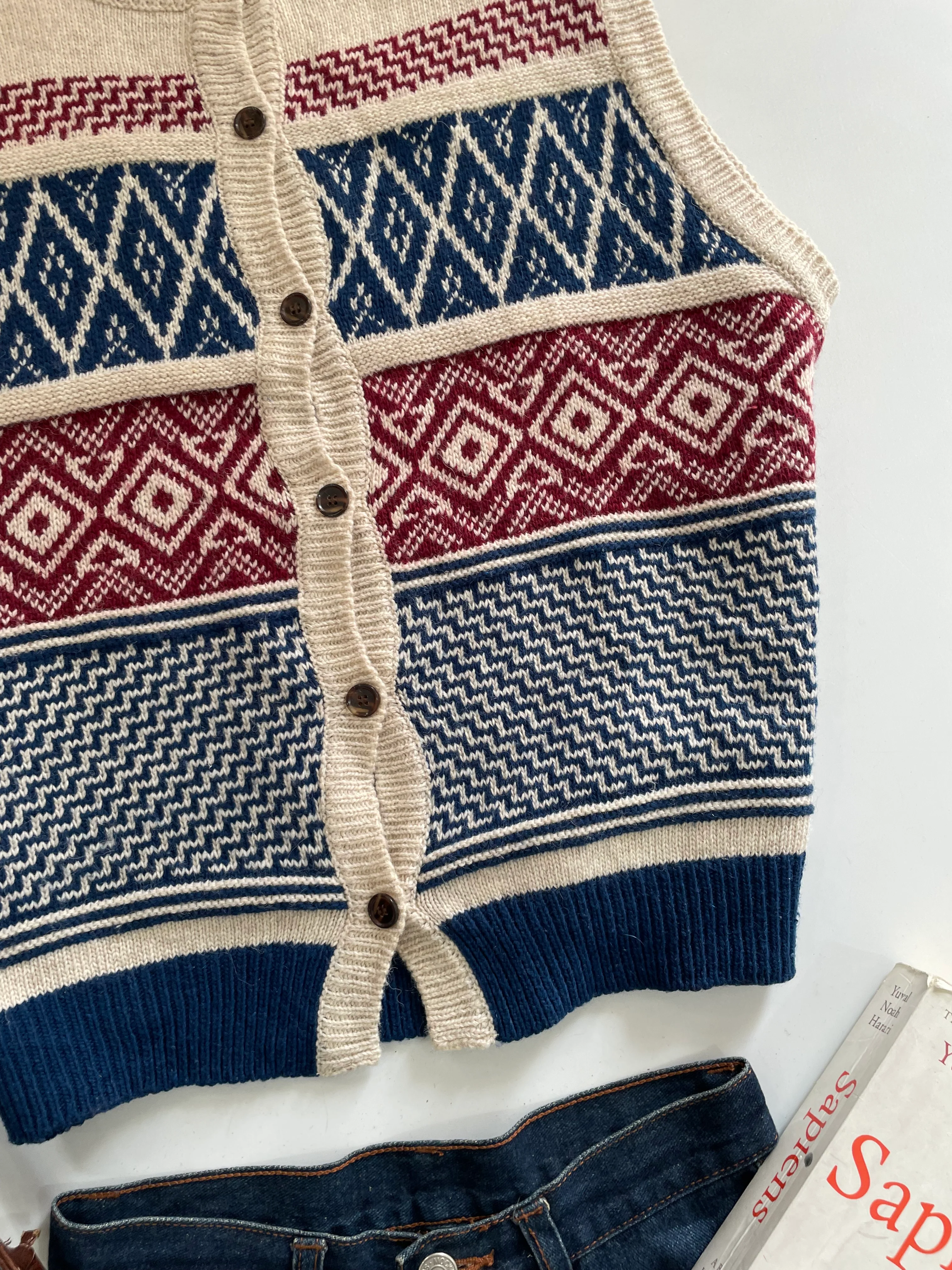 Chunky Sweater Vest-Bust 40 - Image 3
