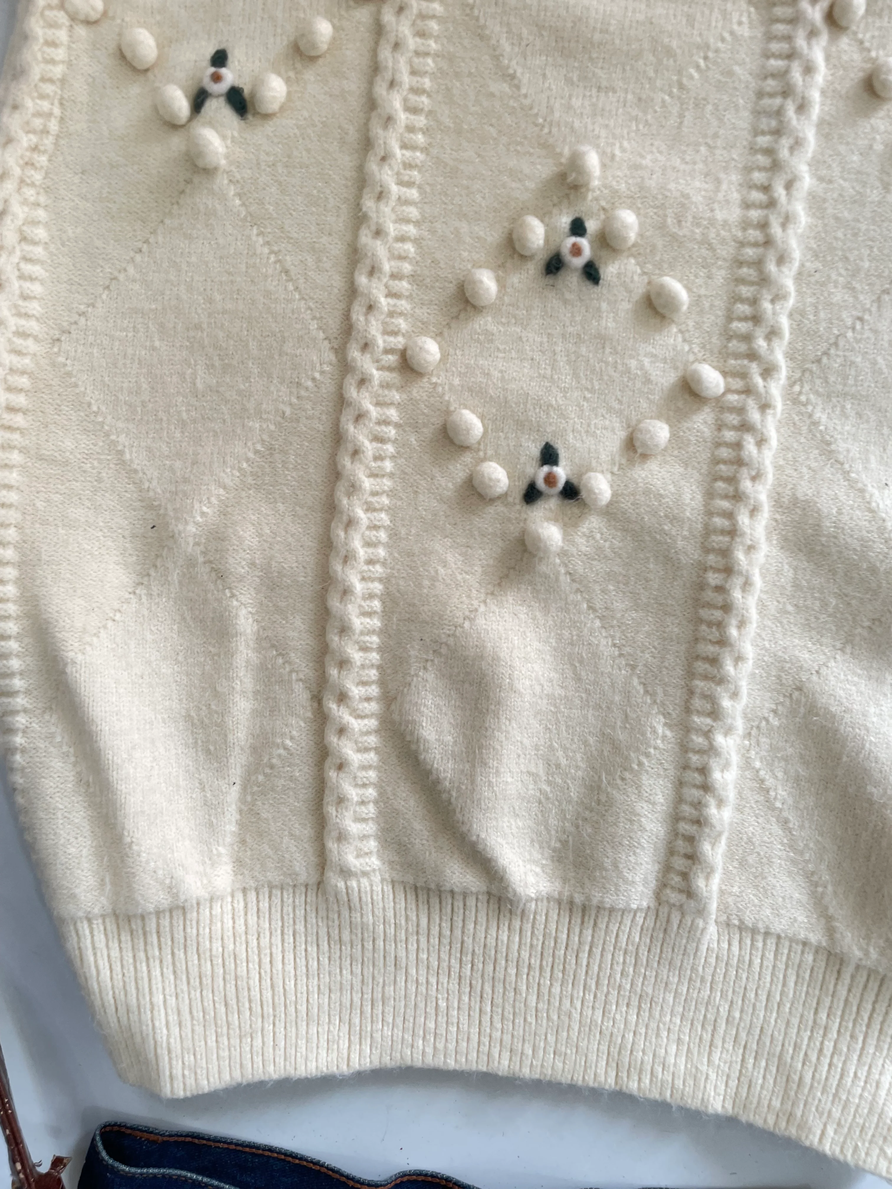 Molorda Chunky Sweater Vest-Bust 44 - Image 3