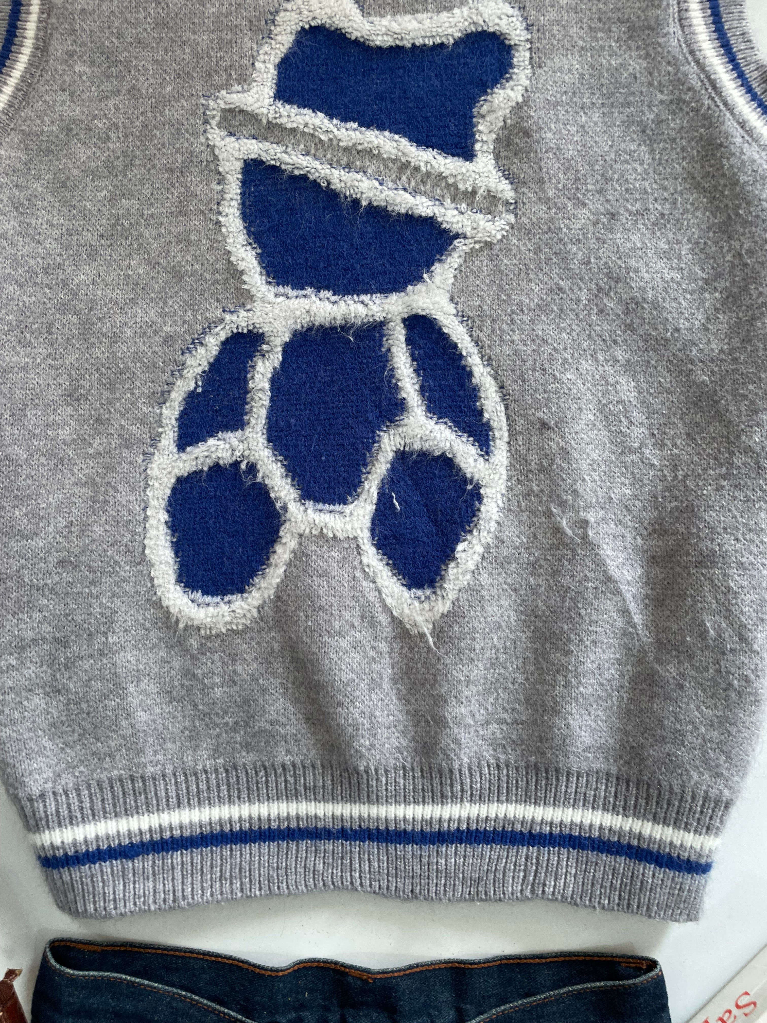 Chunky Sweater Vest-Bust 44 - Image 3