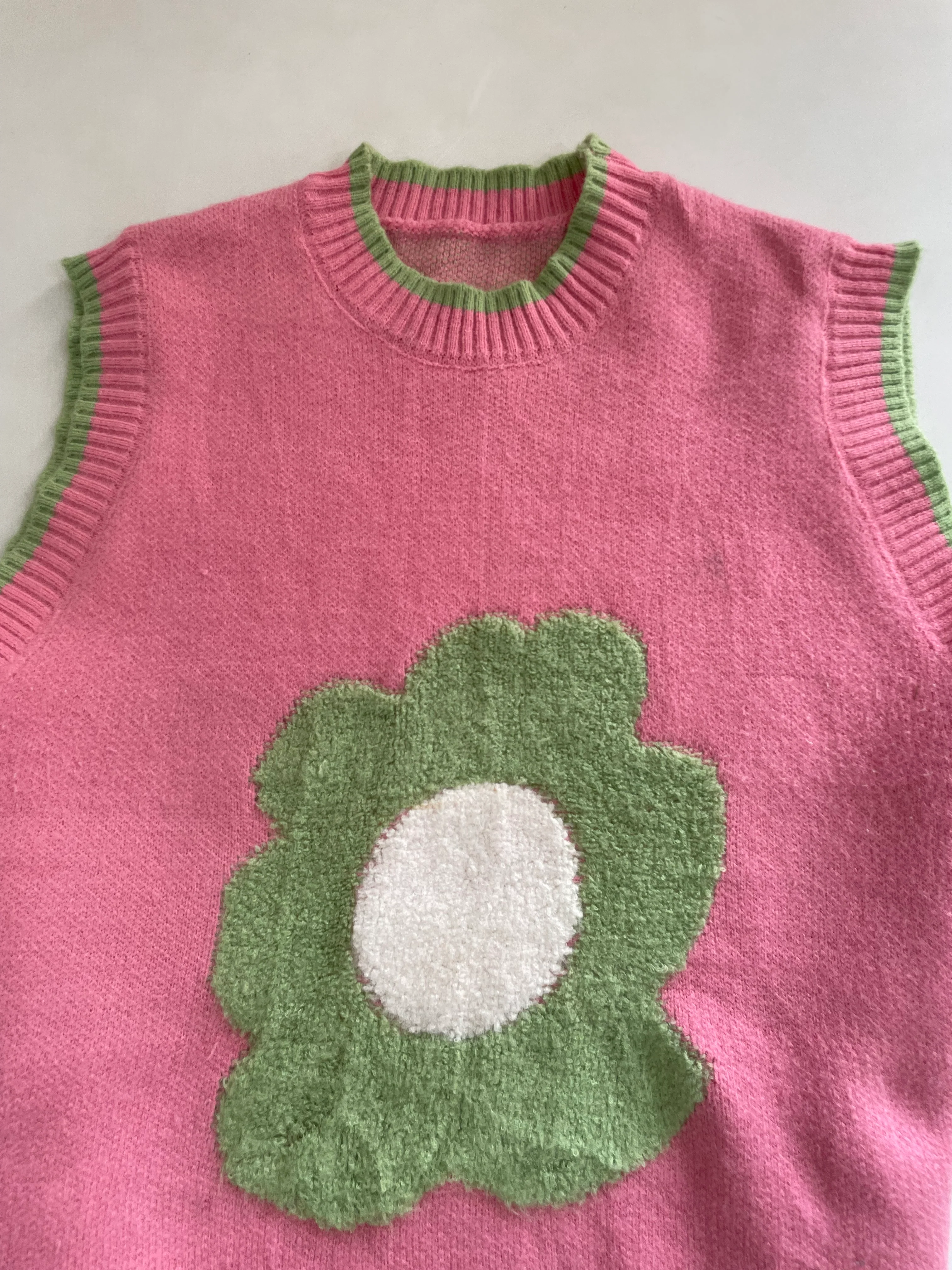 Chunky Sweater Vest-Bust 44 - Image 2