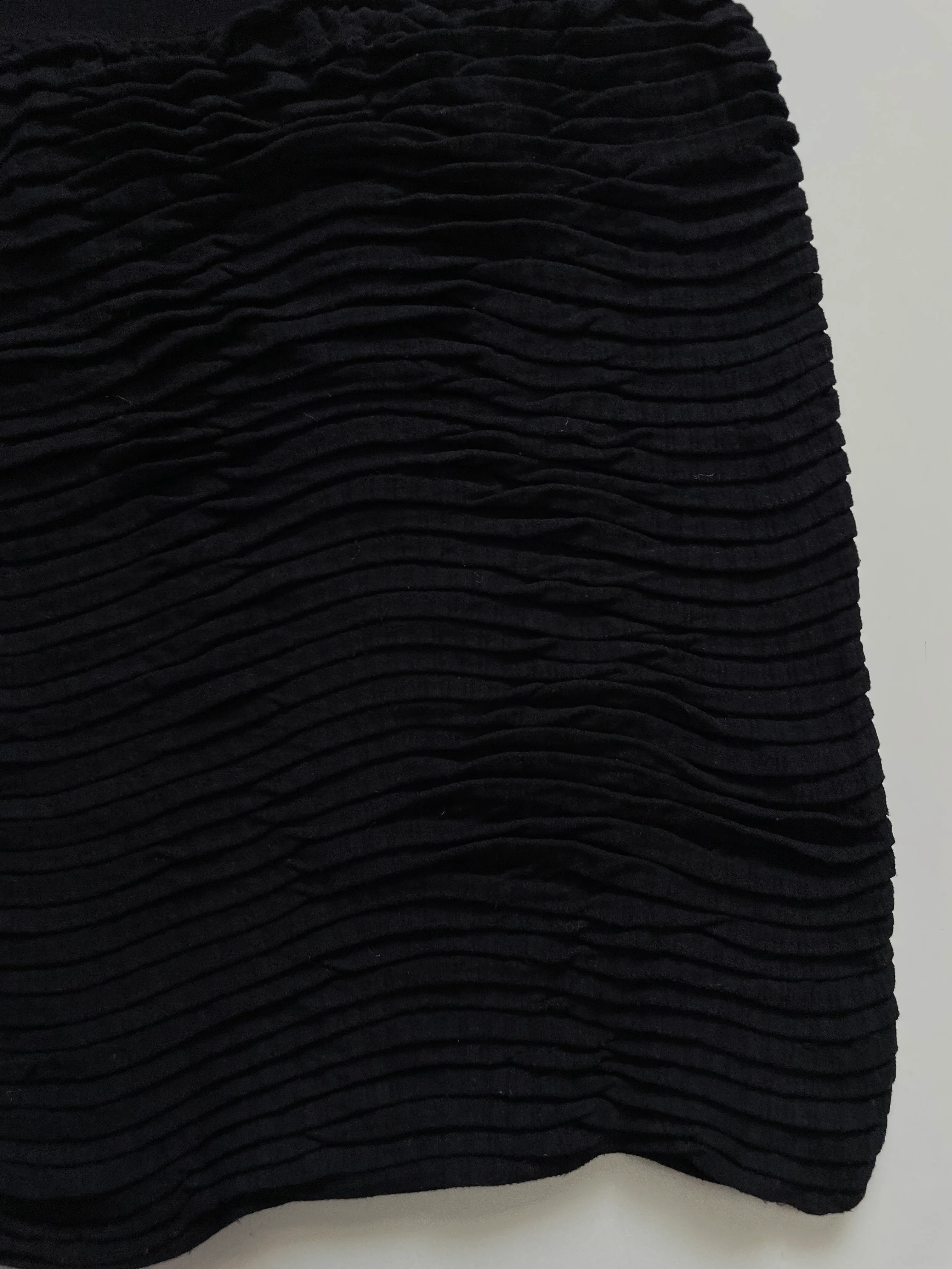 JUST ONE PREMIUM SOFT BLACK SKIRT - WAIST 24 TO 28 - Image 3