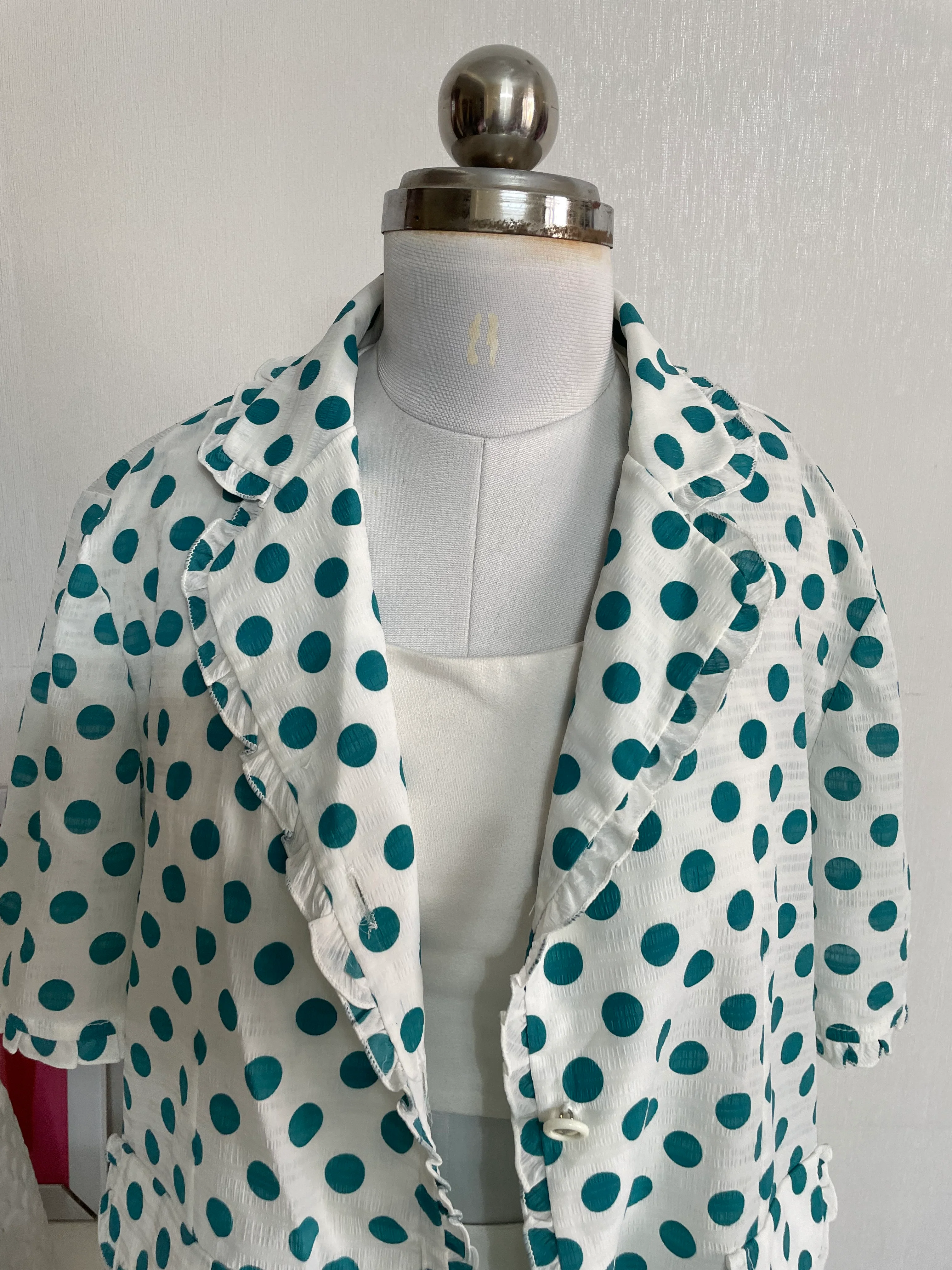 WHITE POLKA DOT SHIRT - BUST 44 - Image 2