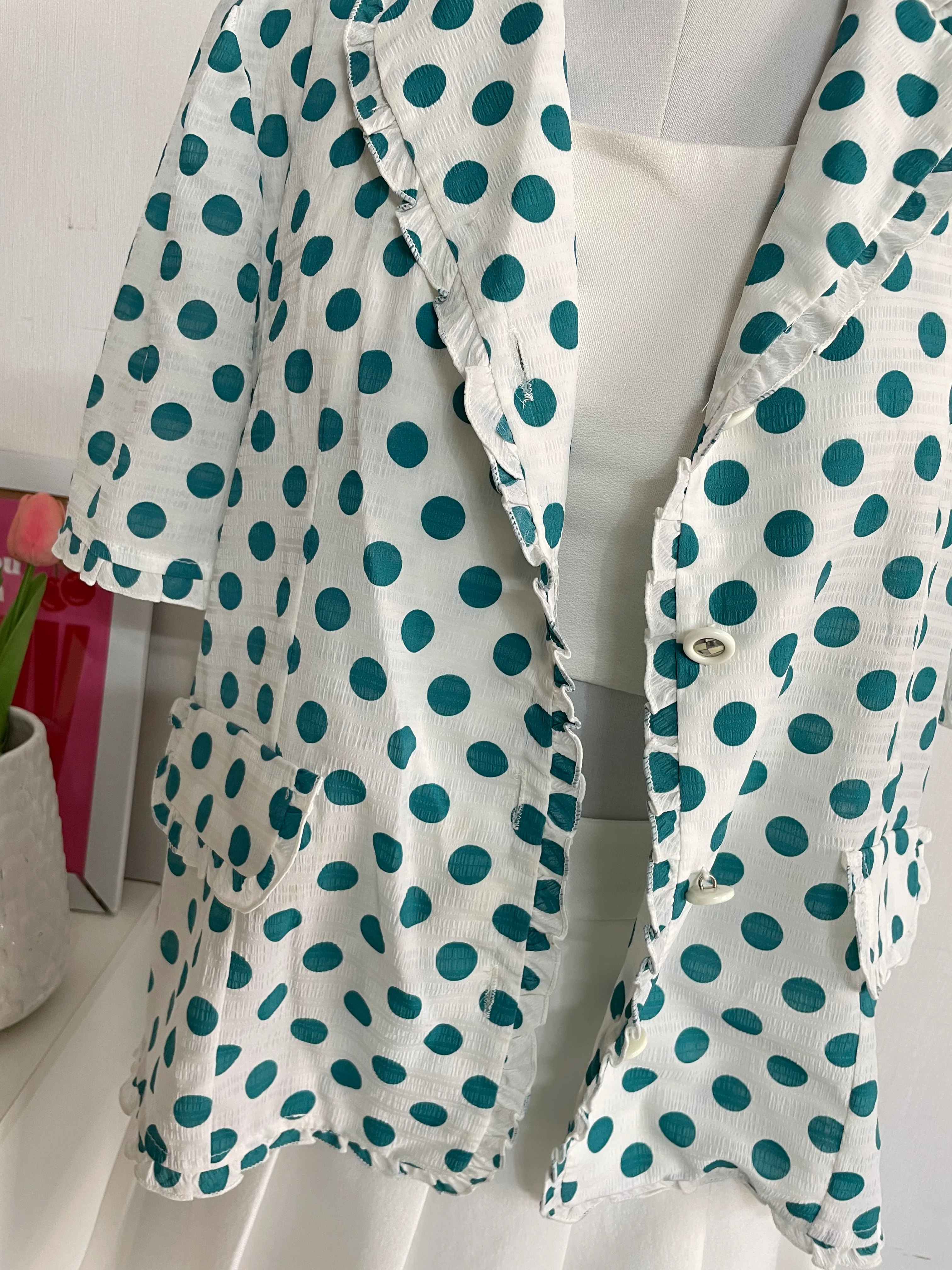 WHITE POLKA DOT SHIRT - BUST 44 - Image 3