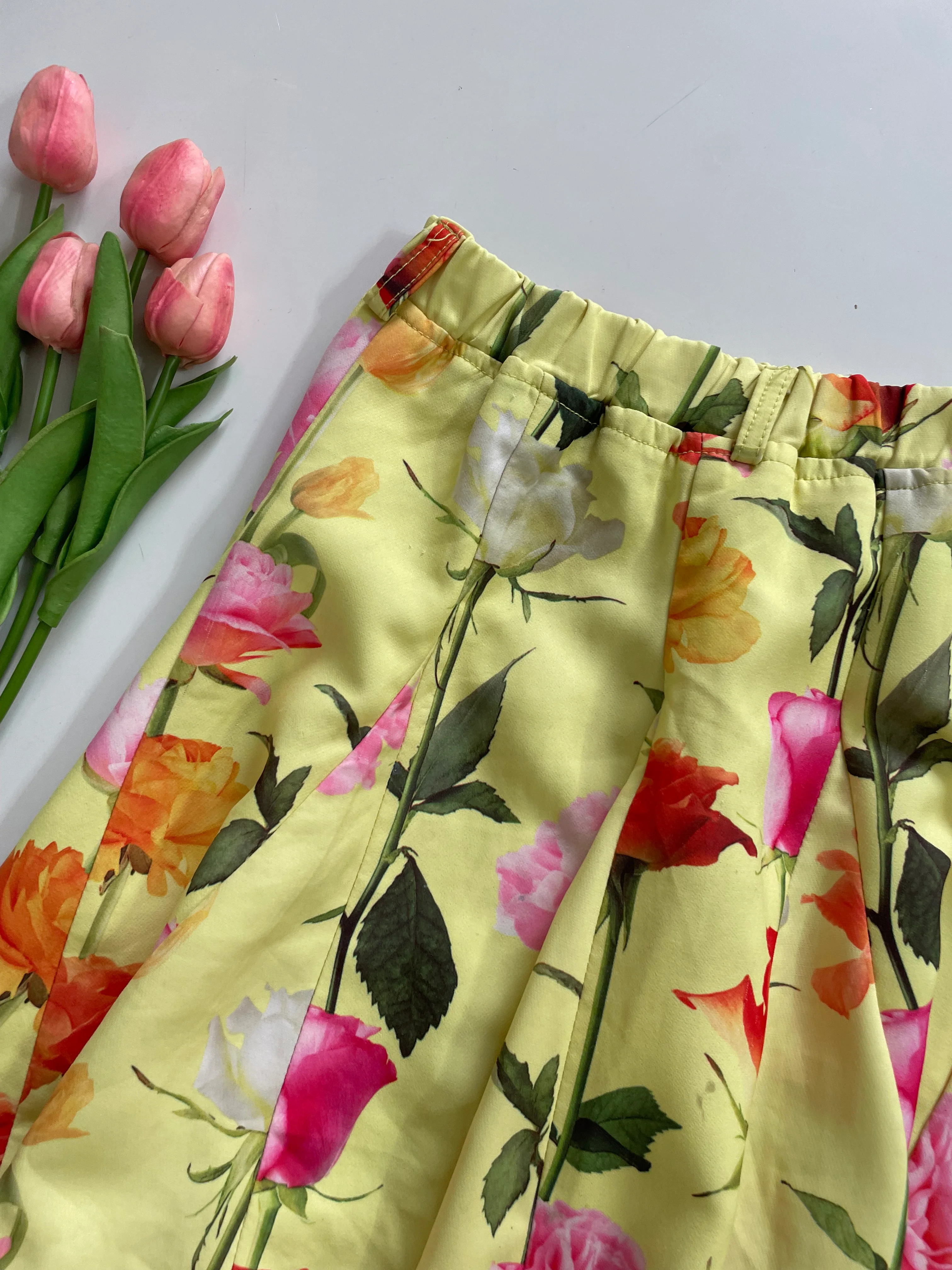 YELLOW FLORAL SKIRT - WAIST 26 TO 28 - Image 2