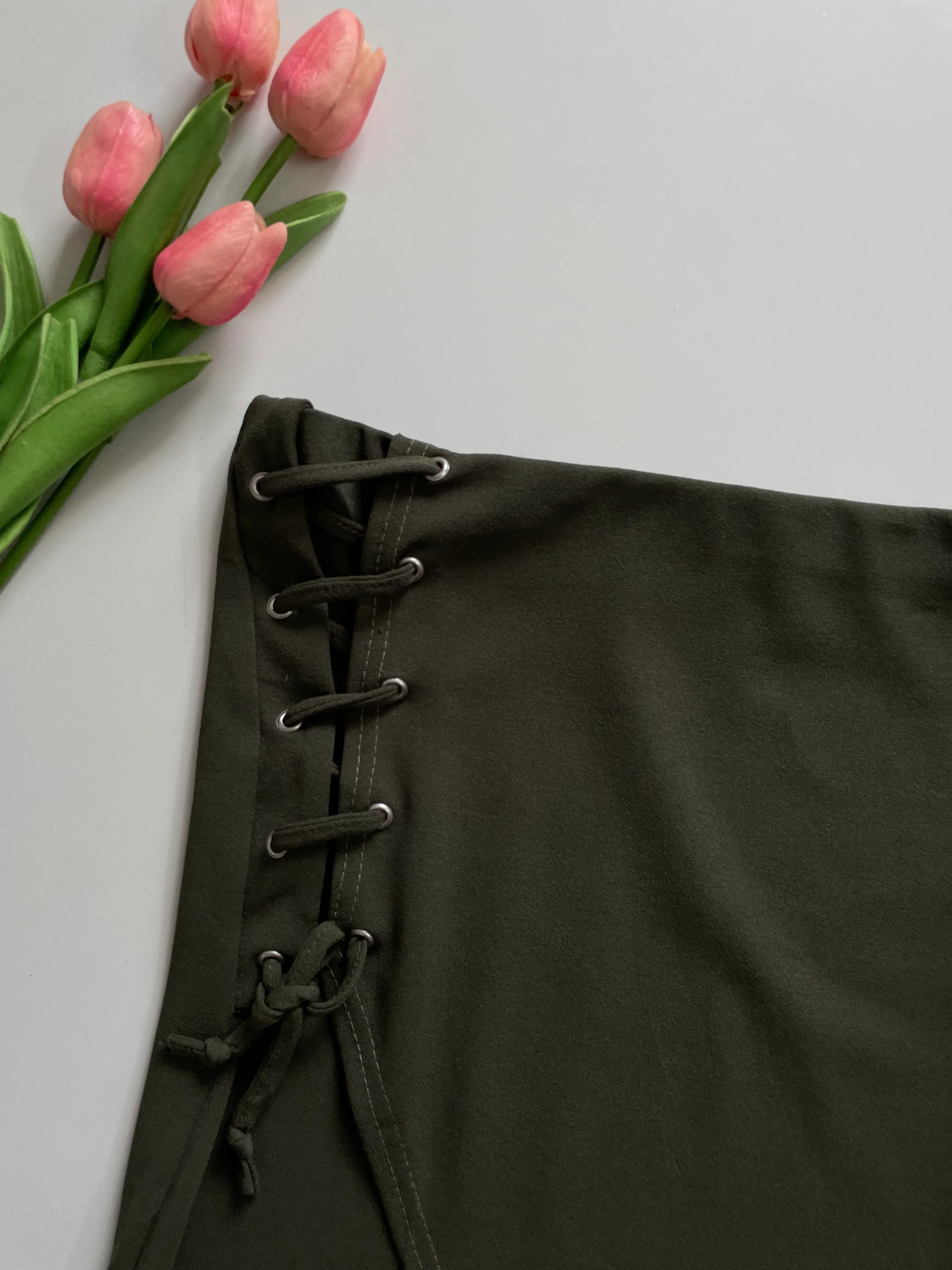 BOOHOO DRAWSTRINGS SKIRT - WAIST 28 TO 30 - Image 2