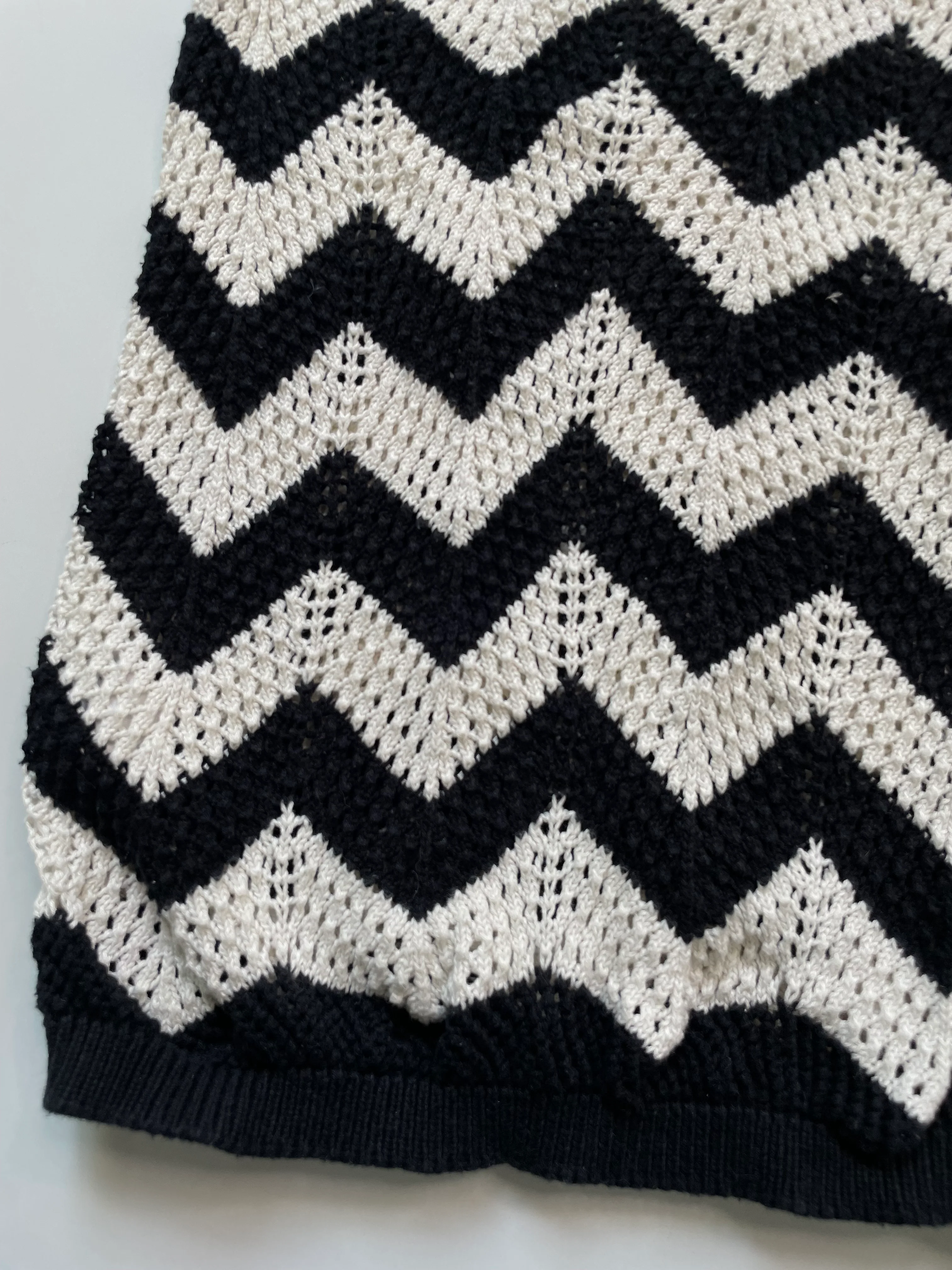 Crochet Top-Bust 28 to 30 - Image 3