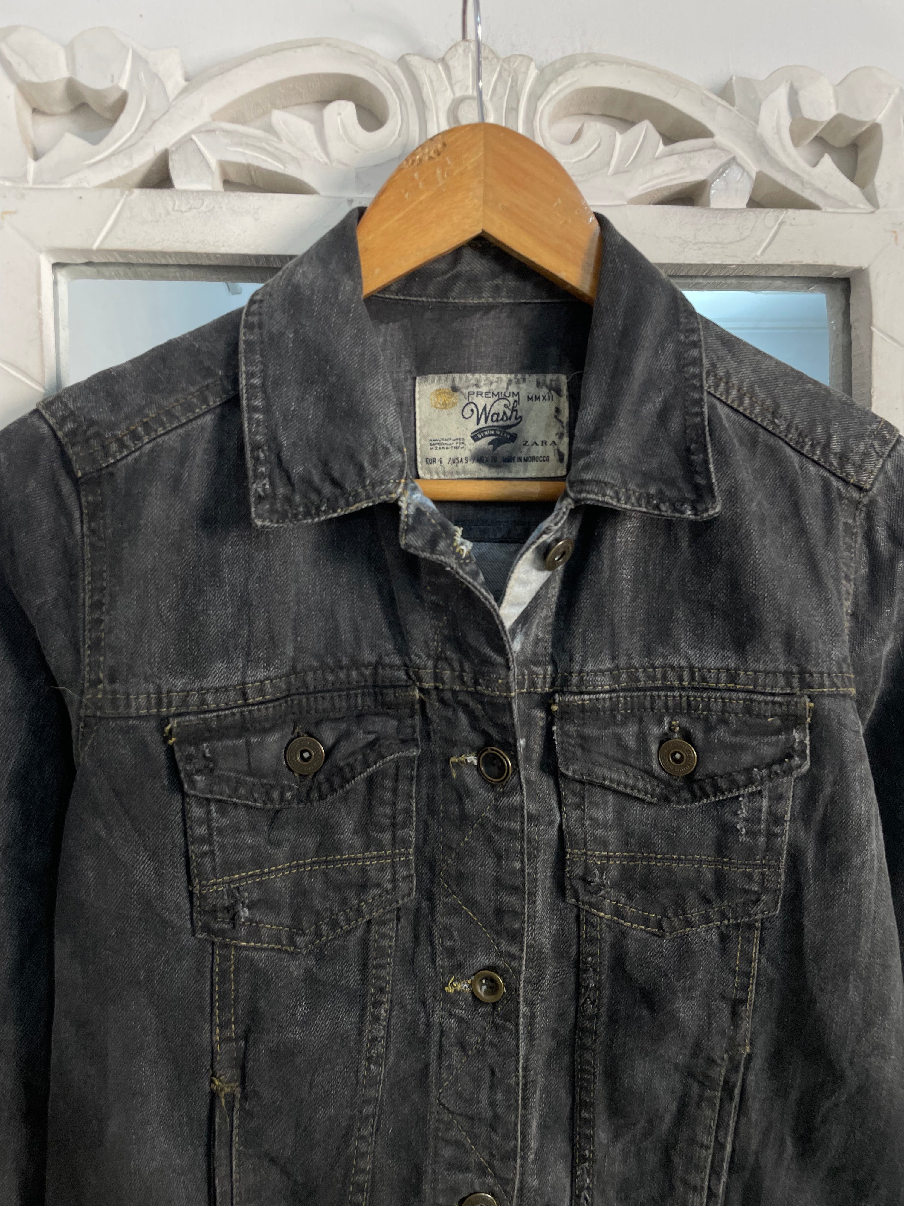 Zara Denim Jacket-Chest 34 - Image 2