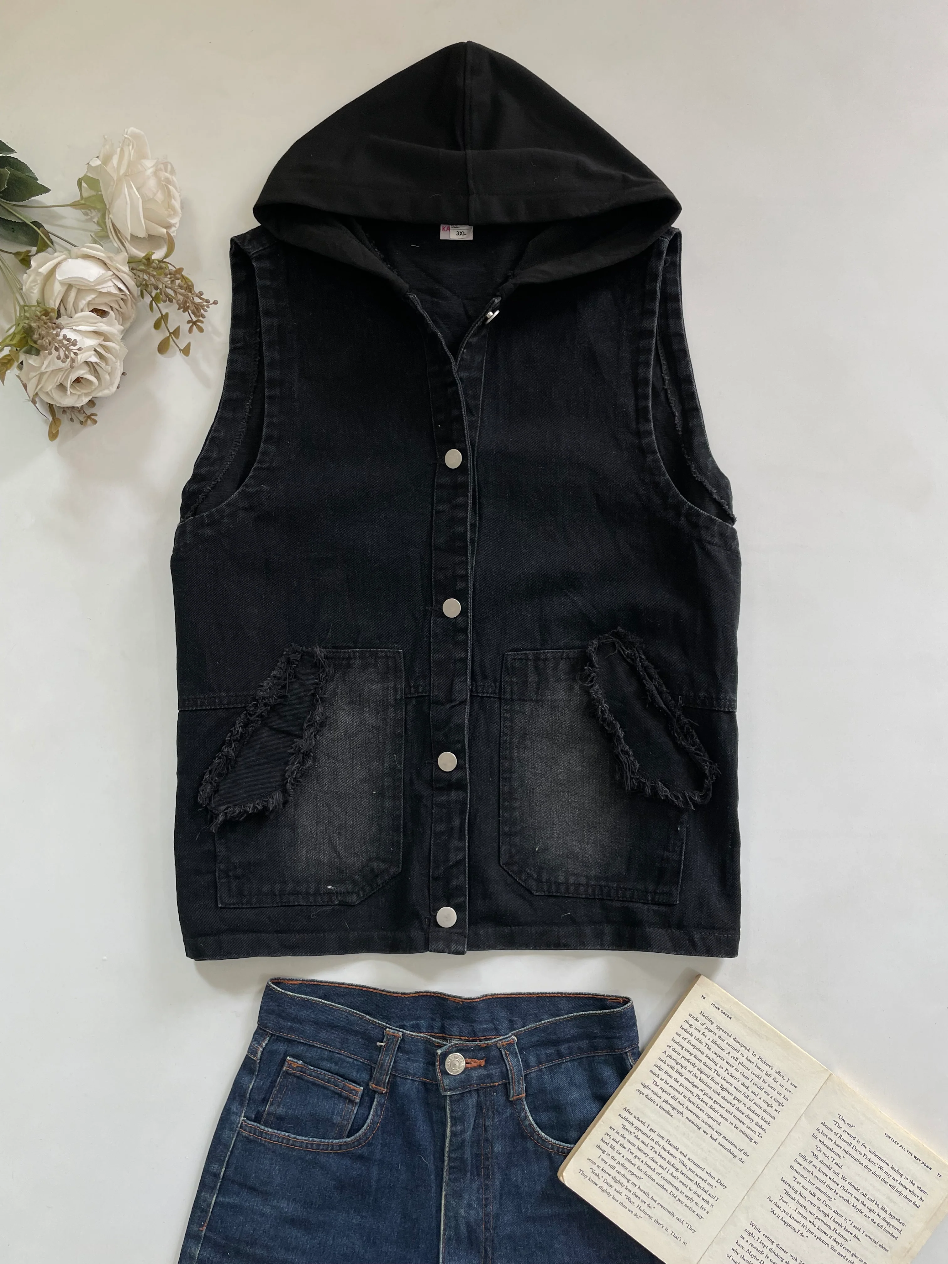 Denim Vest-Bust 44