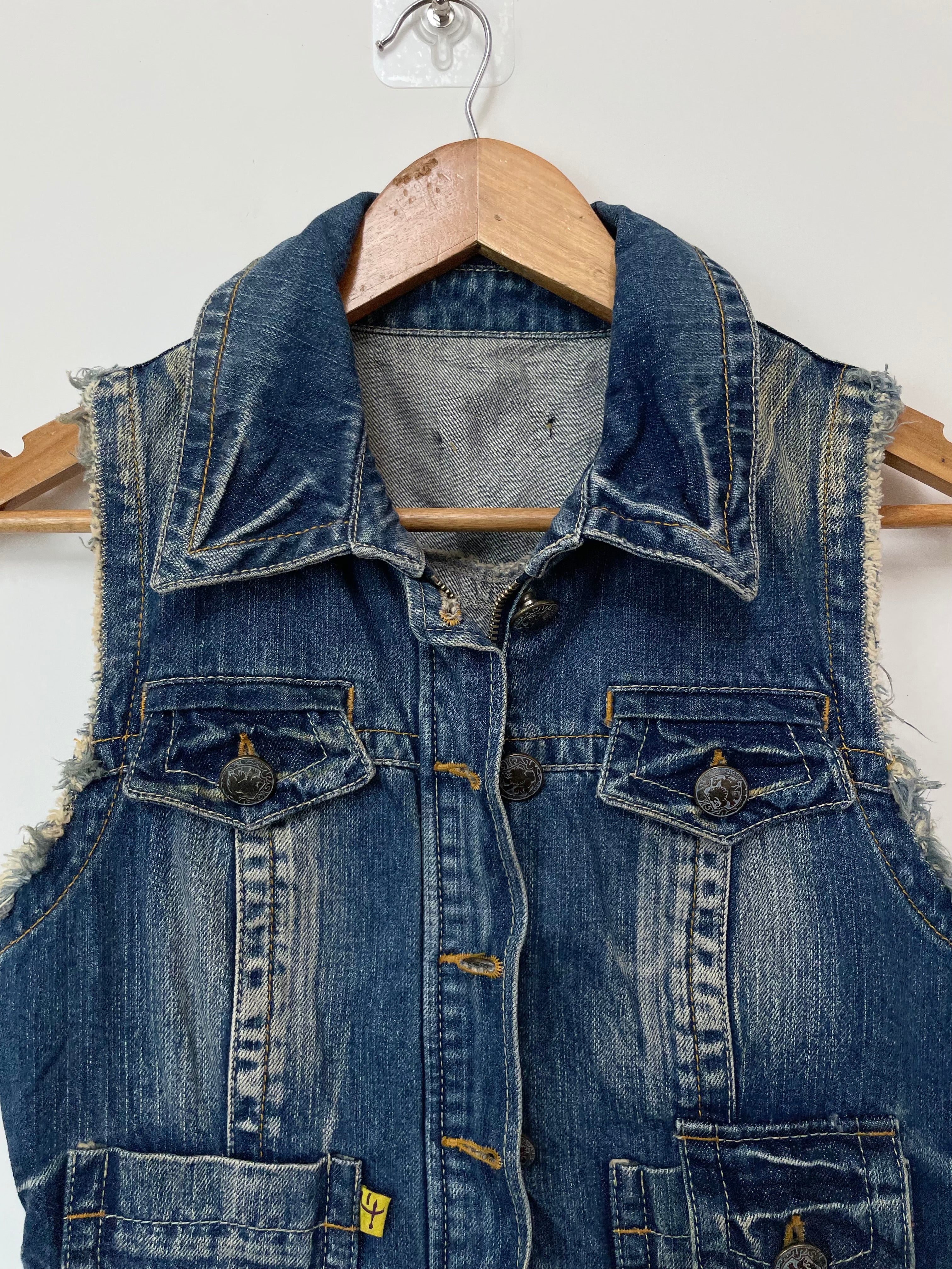 Denim Vest-Bust 32 - Image 2