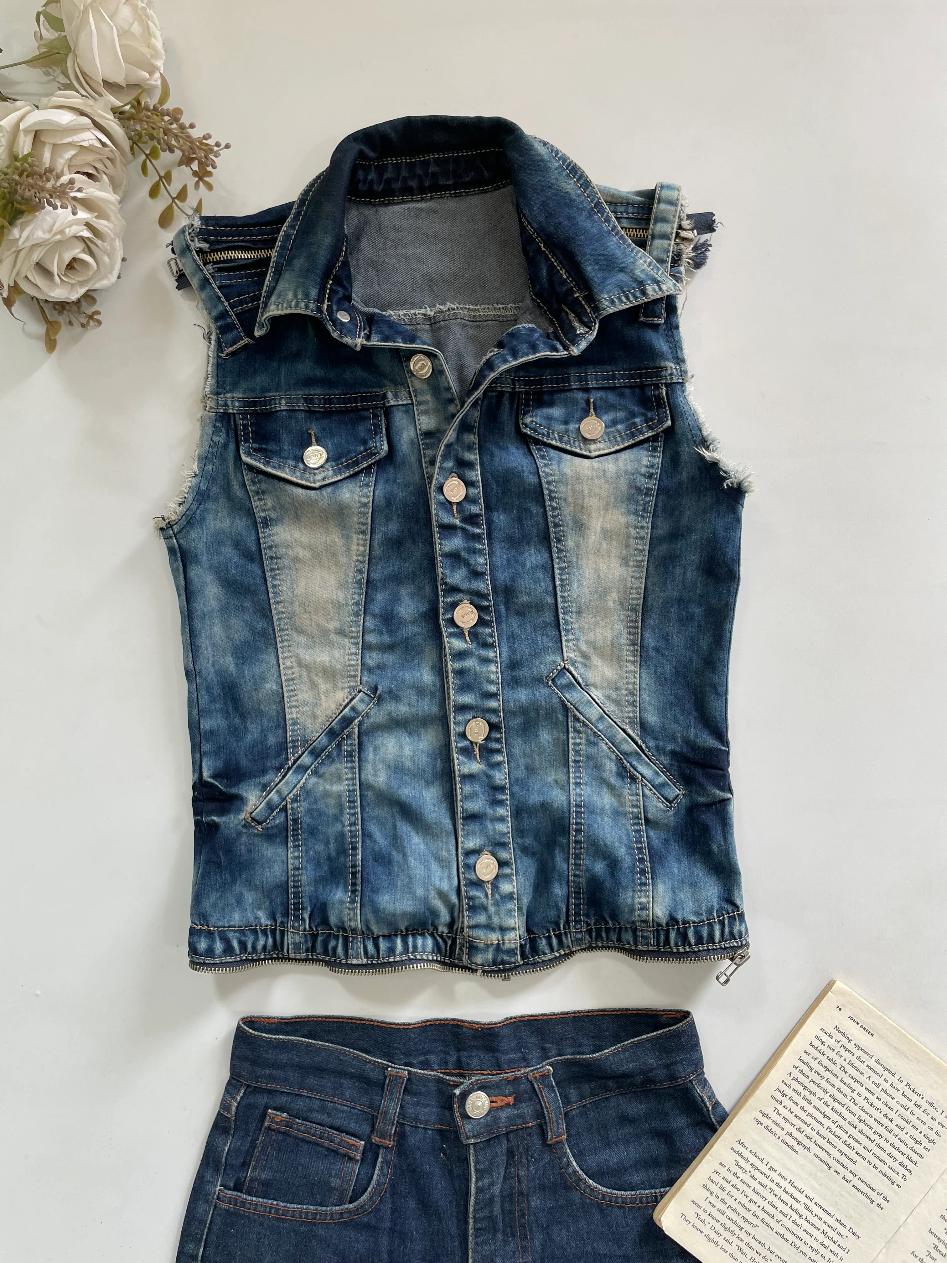Denim Vest-Bust 32