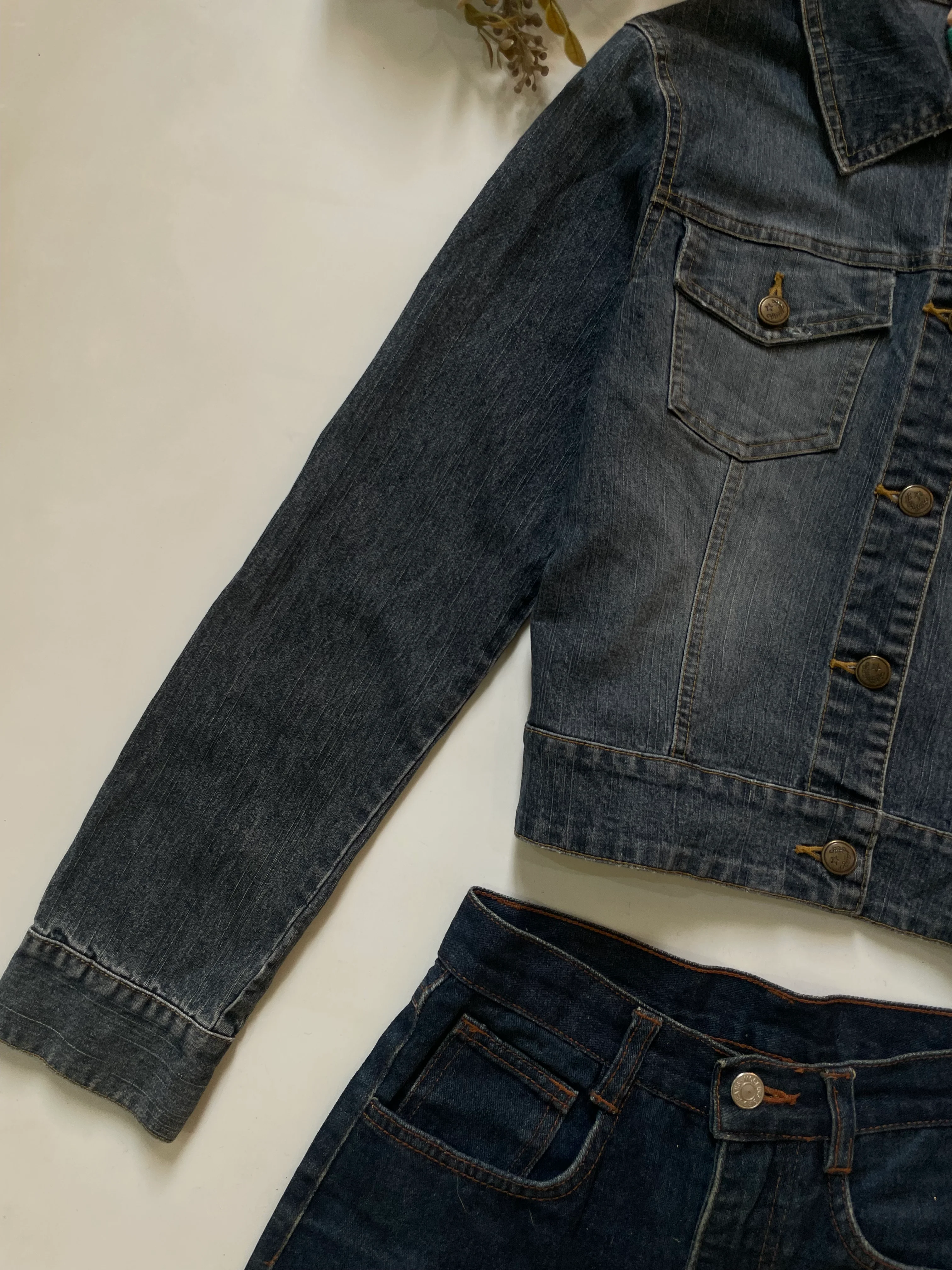Denimwear-Chest 36 - Image 3
