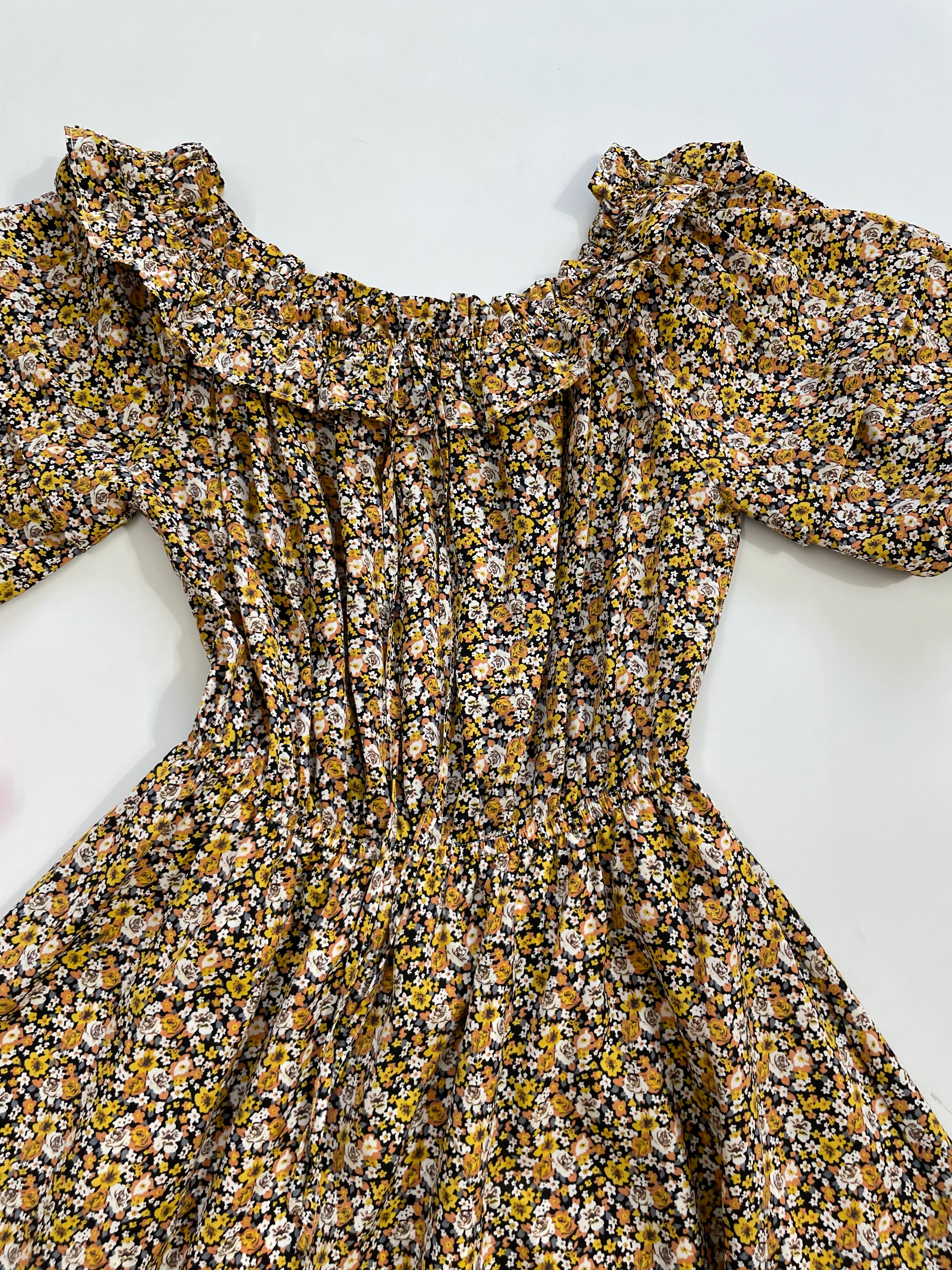 Floral Dress-Bust 32 to 34 - Image 2
