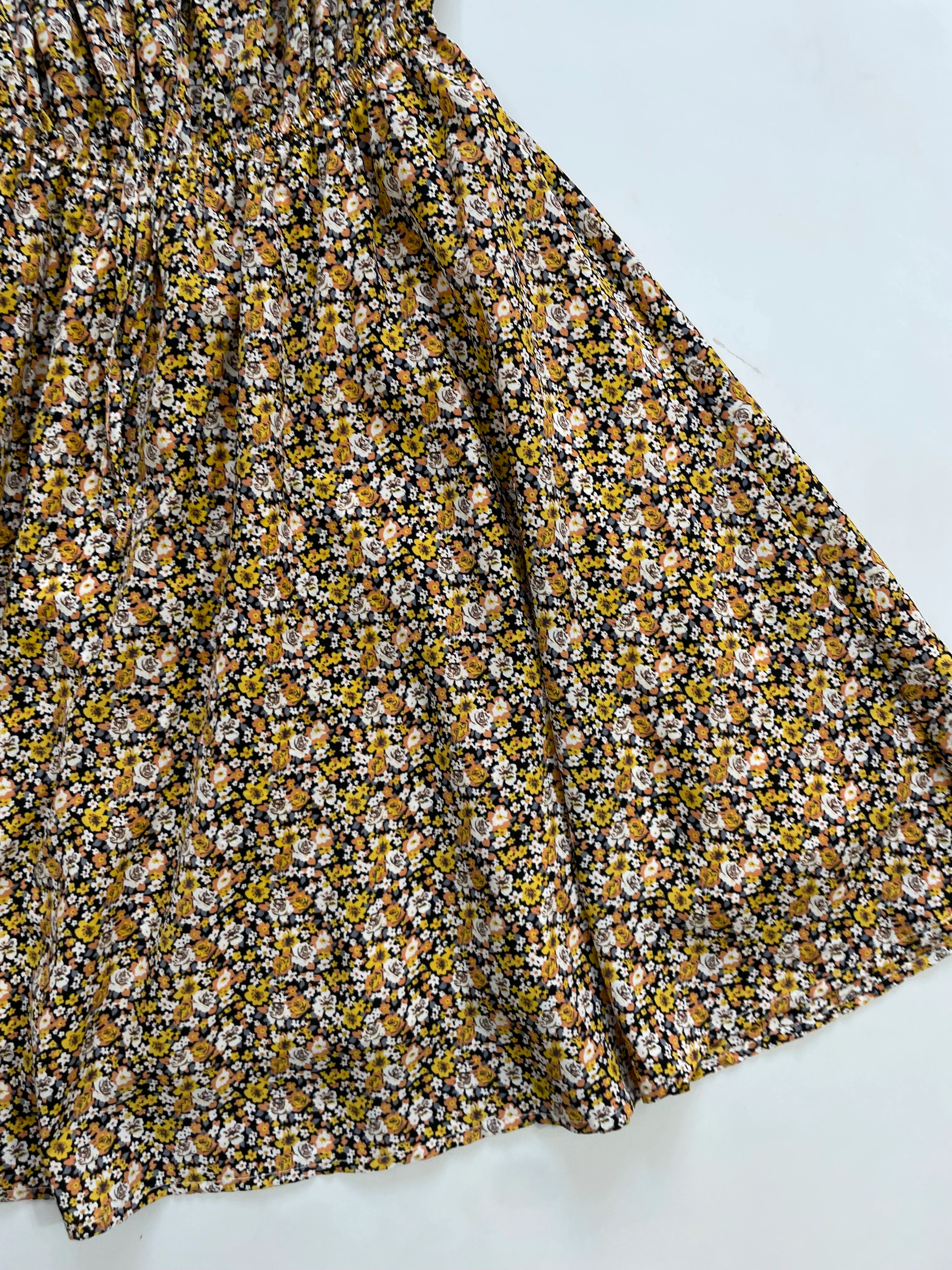 Floral Dress-Bust 32 to 34 - Image 3