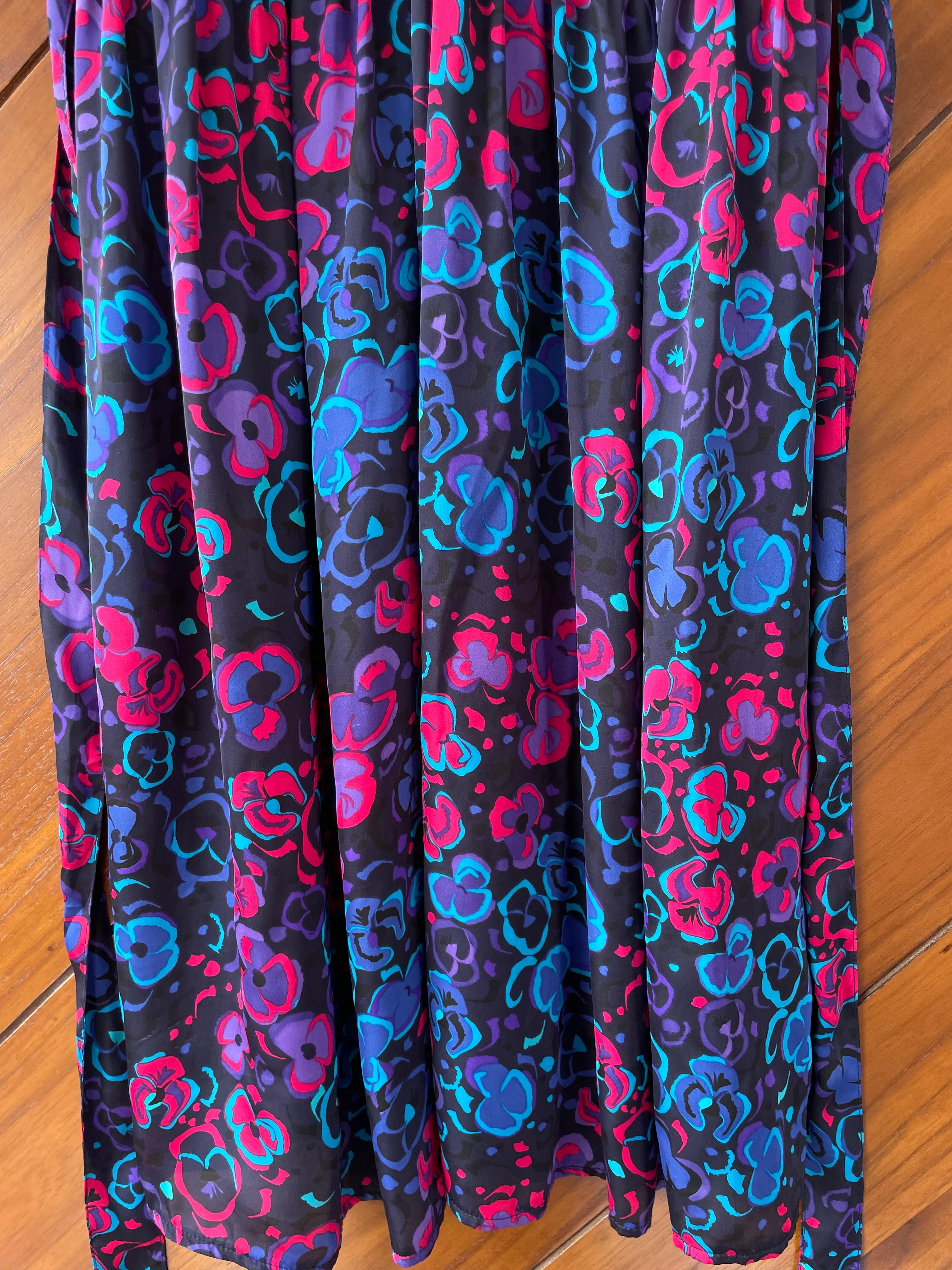 Satin Dress-Bust 34 to 36 - Image 3