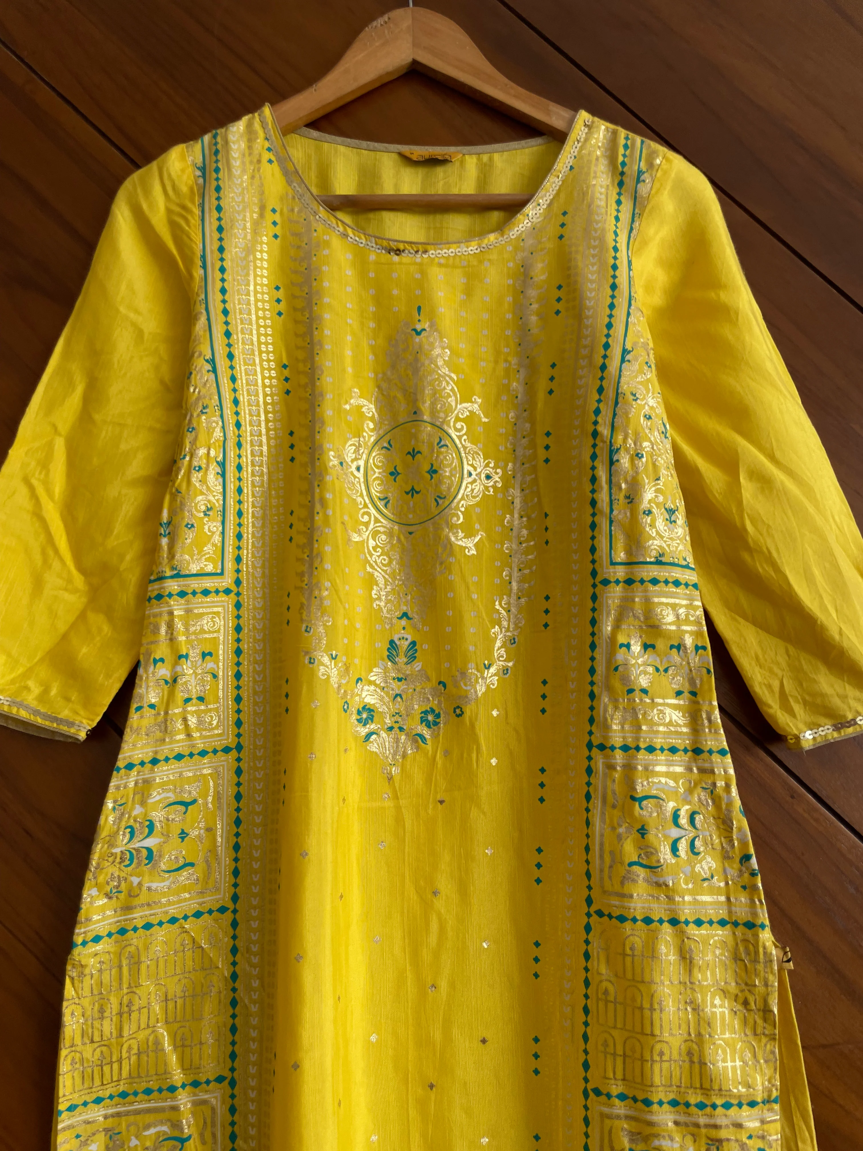 Sequin Foilwork Kurta-Bust 34 - Image 2