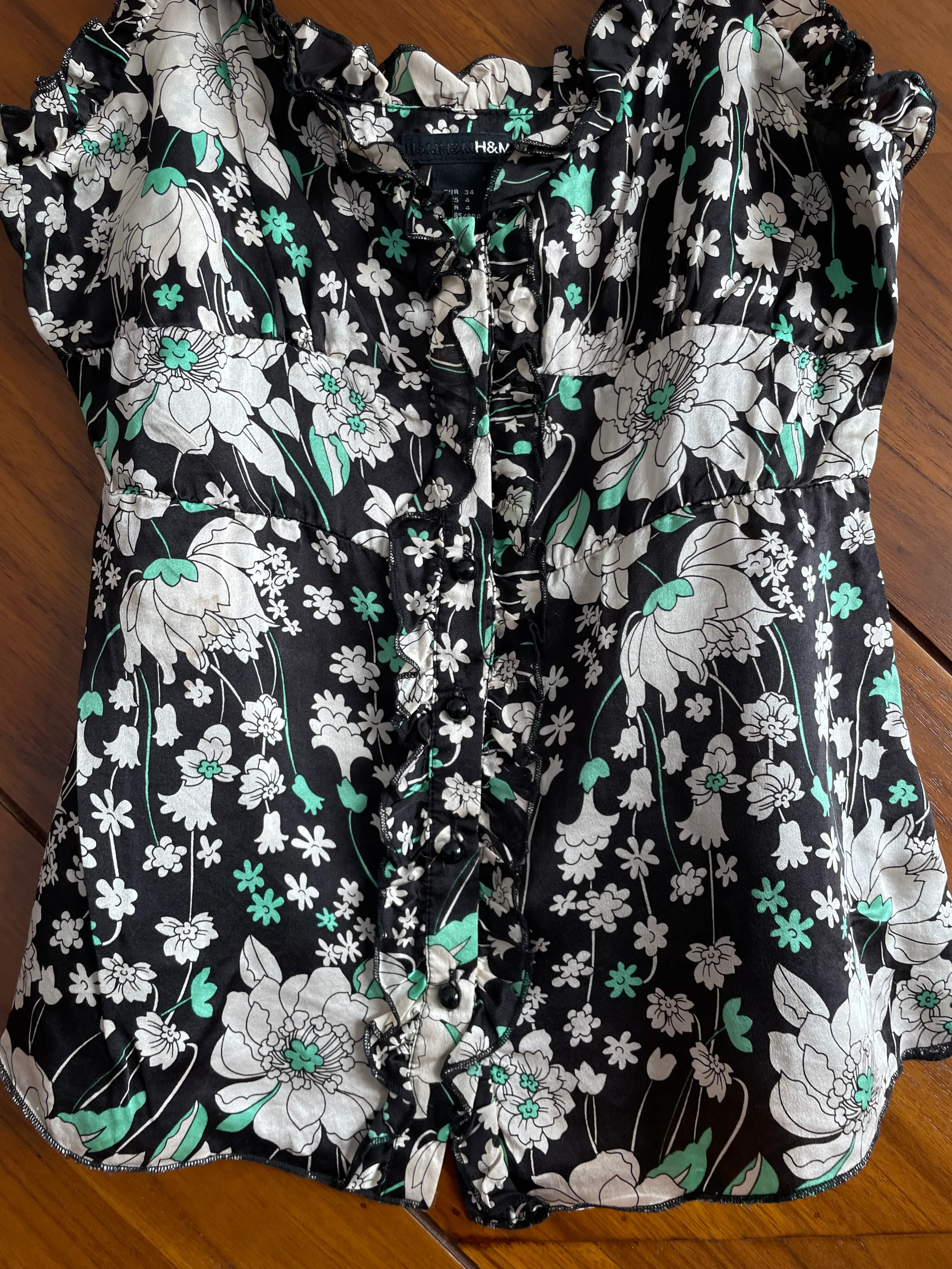 H&M Satin Top-Bust 34 - Image 3