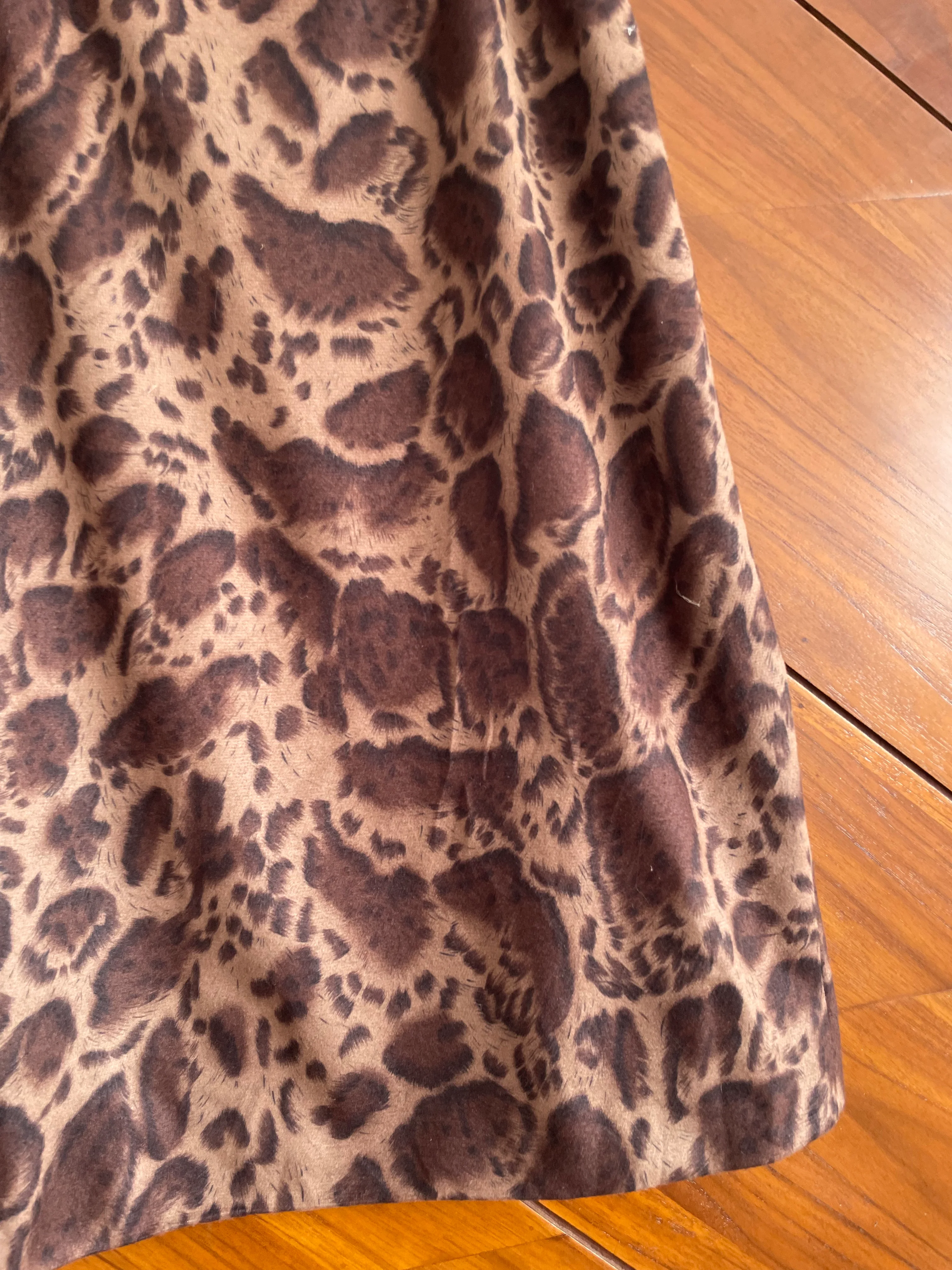 Animal Print Skirt-Waist 34 - Image 3