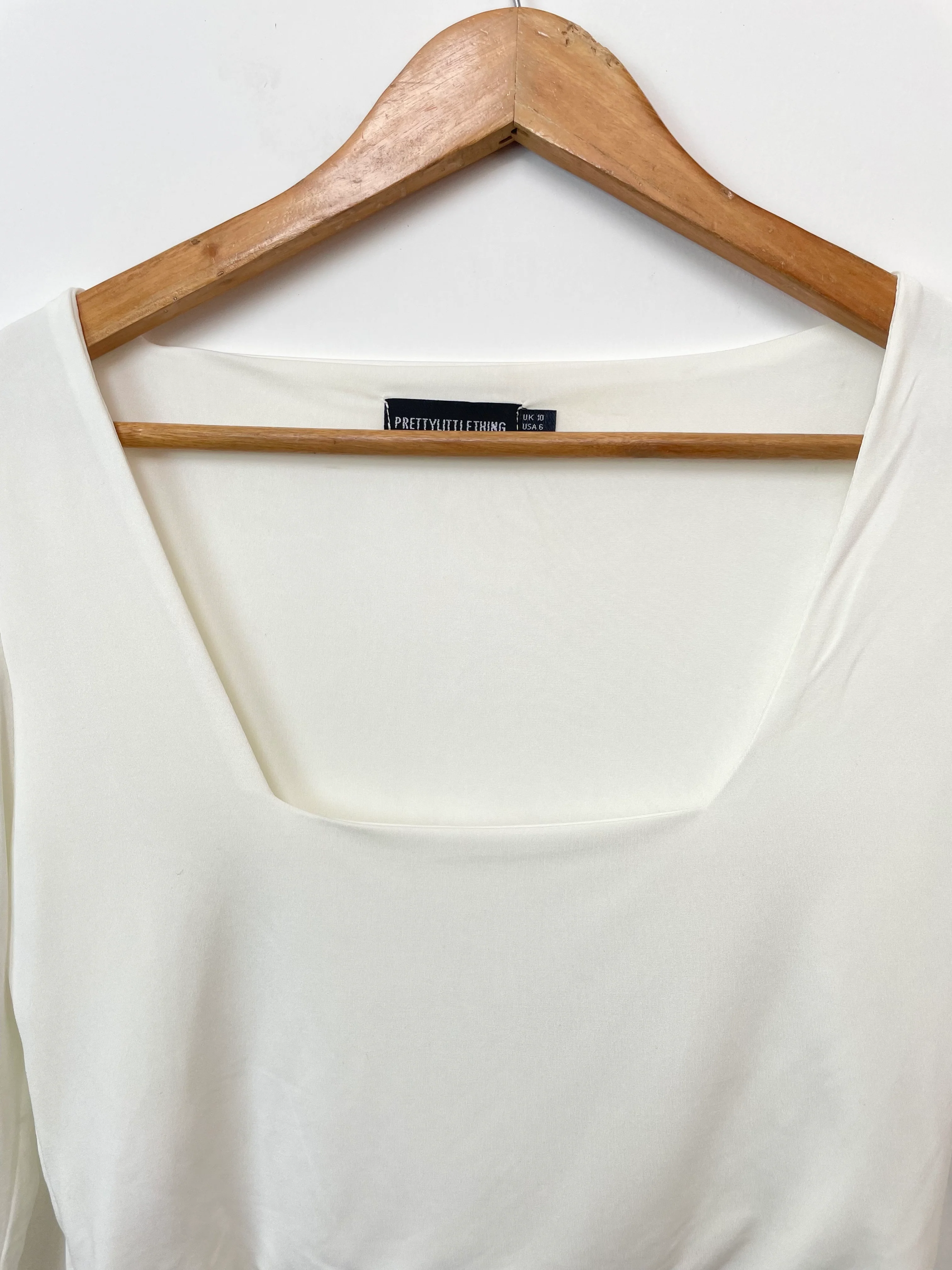 Pretty Little Thing Top-Bust 34 to 36 - Image 2