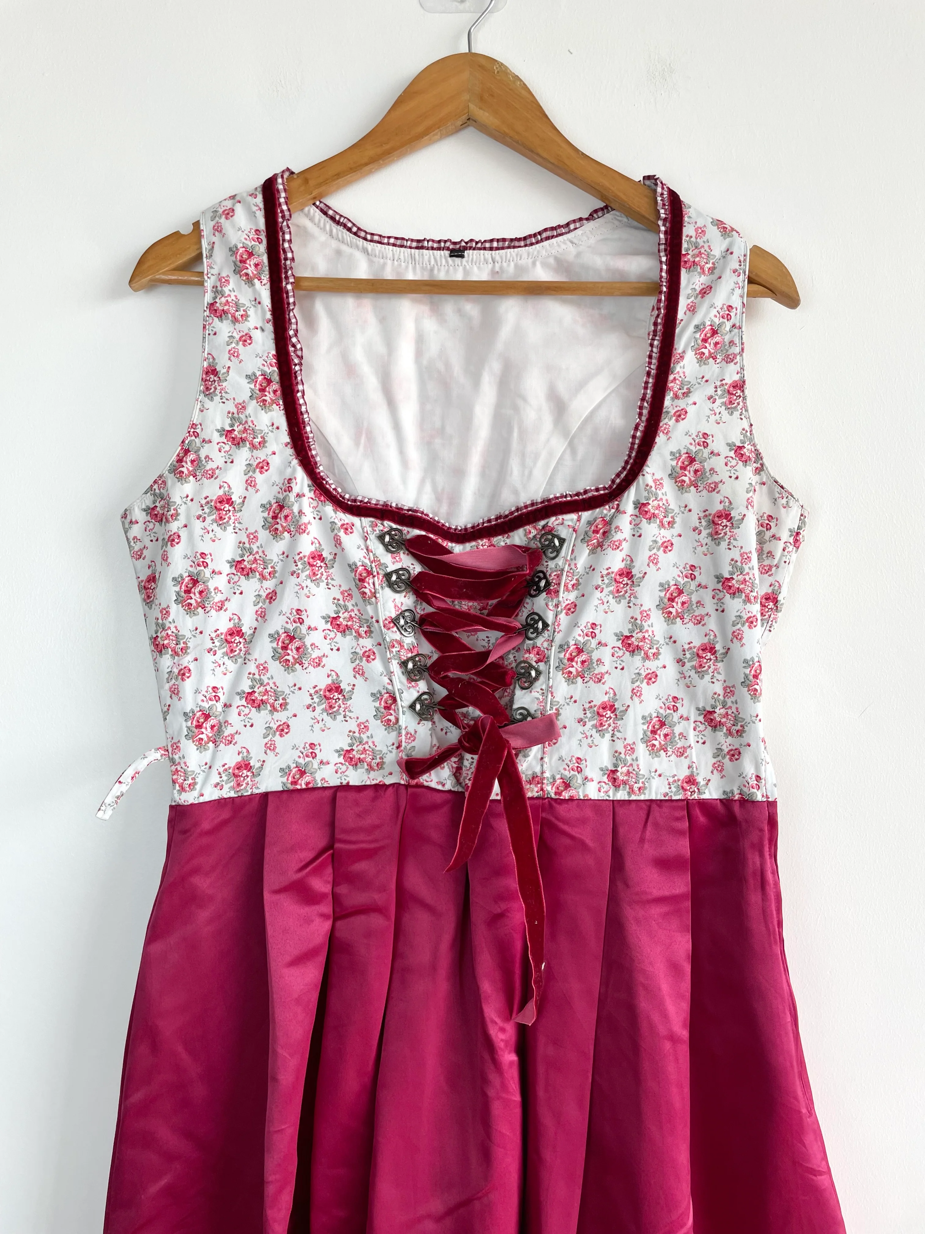 Vintage Dress-Bust 38 - Image 2