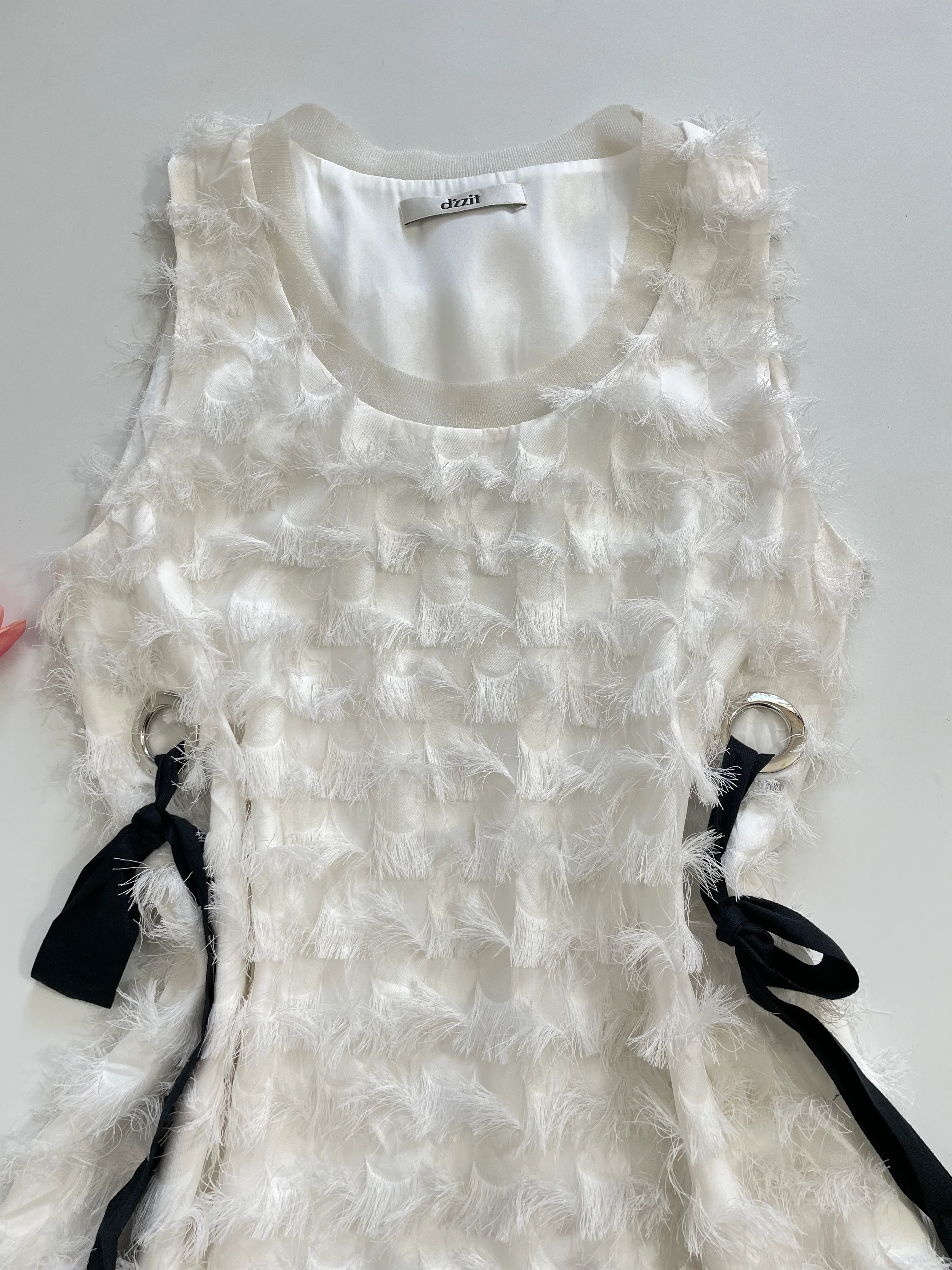 Dizzit White Dress - Bust 32 - Image 2