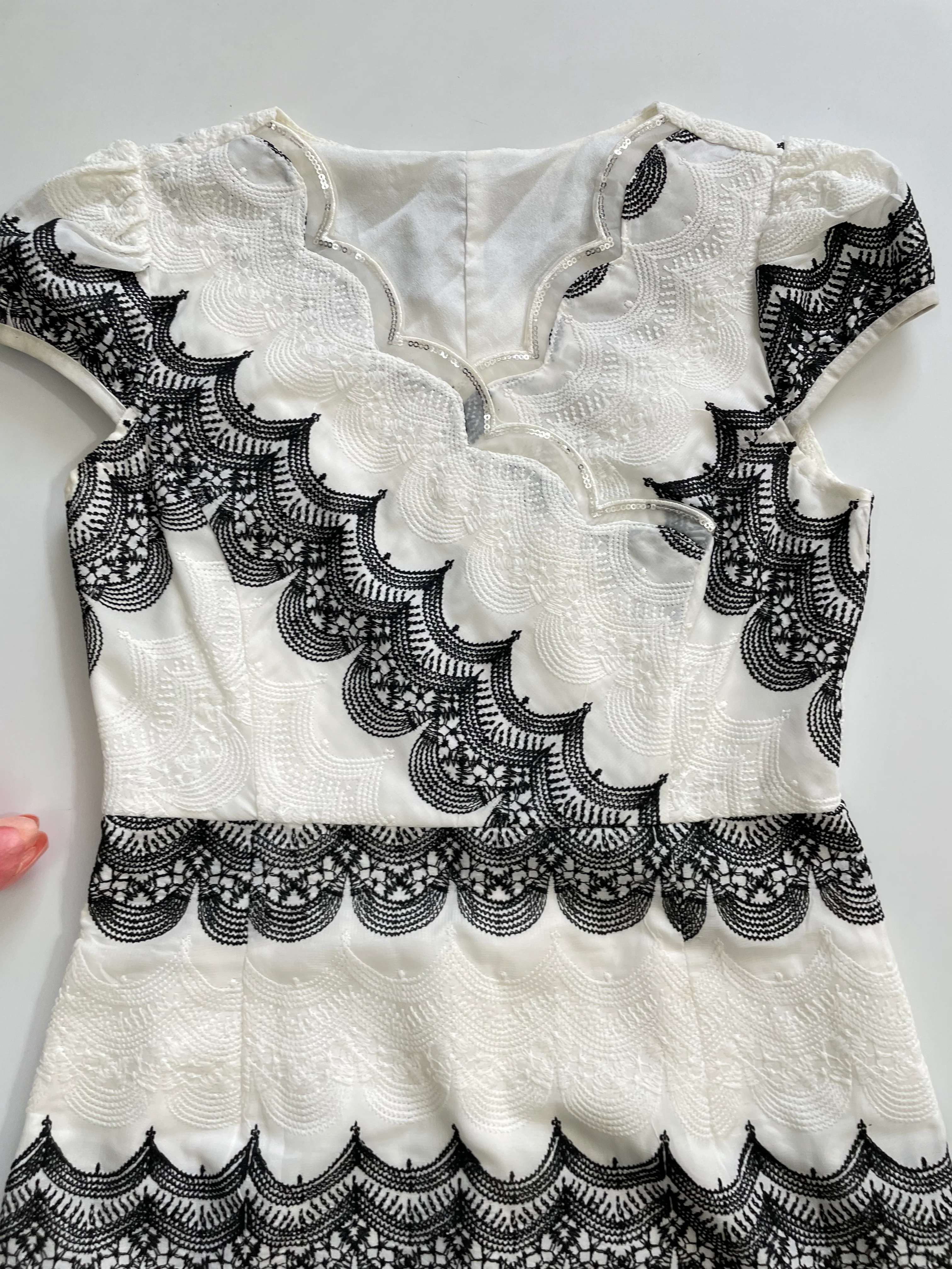 Embroidered Sequin Dress-Bust 32 - Image 2