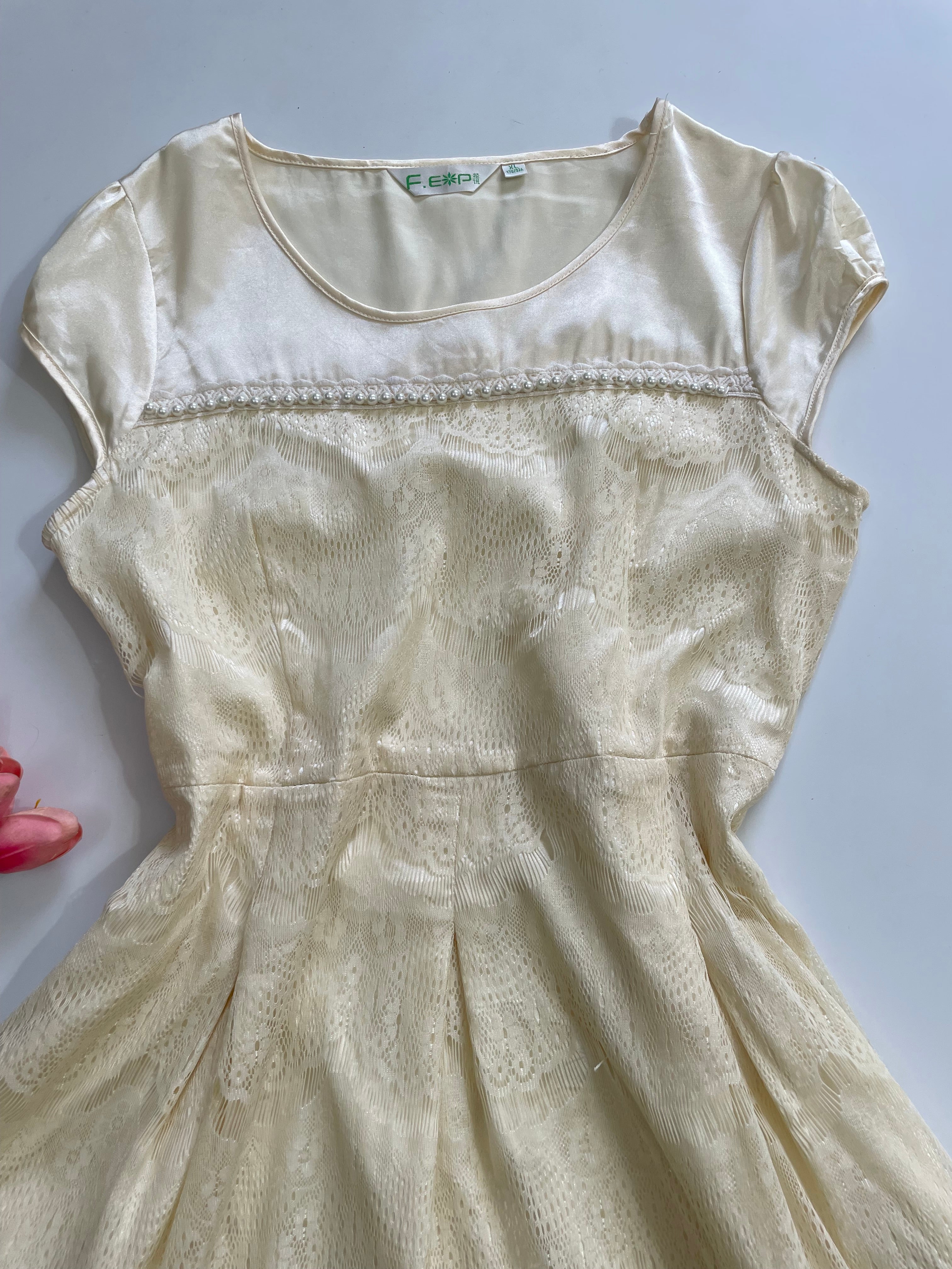 Pearl Lace Dress-Bust 34 - Image 2