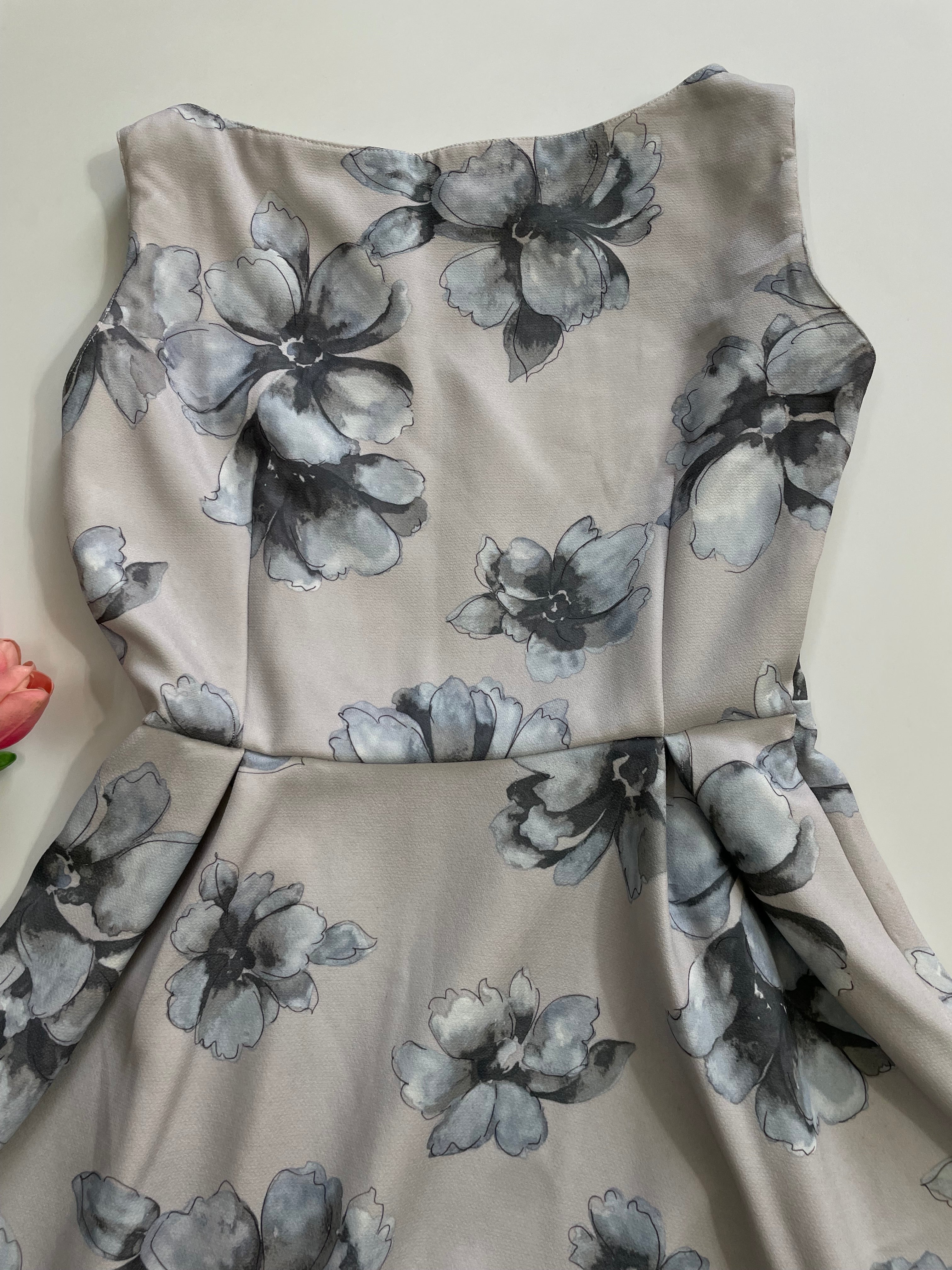 Floral Dress-Bust 34 - Image 2